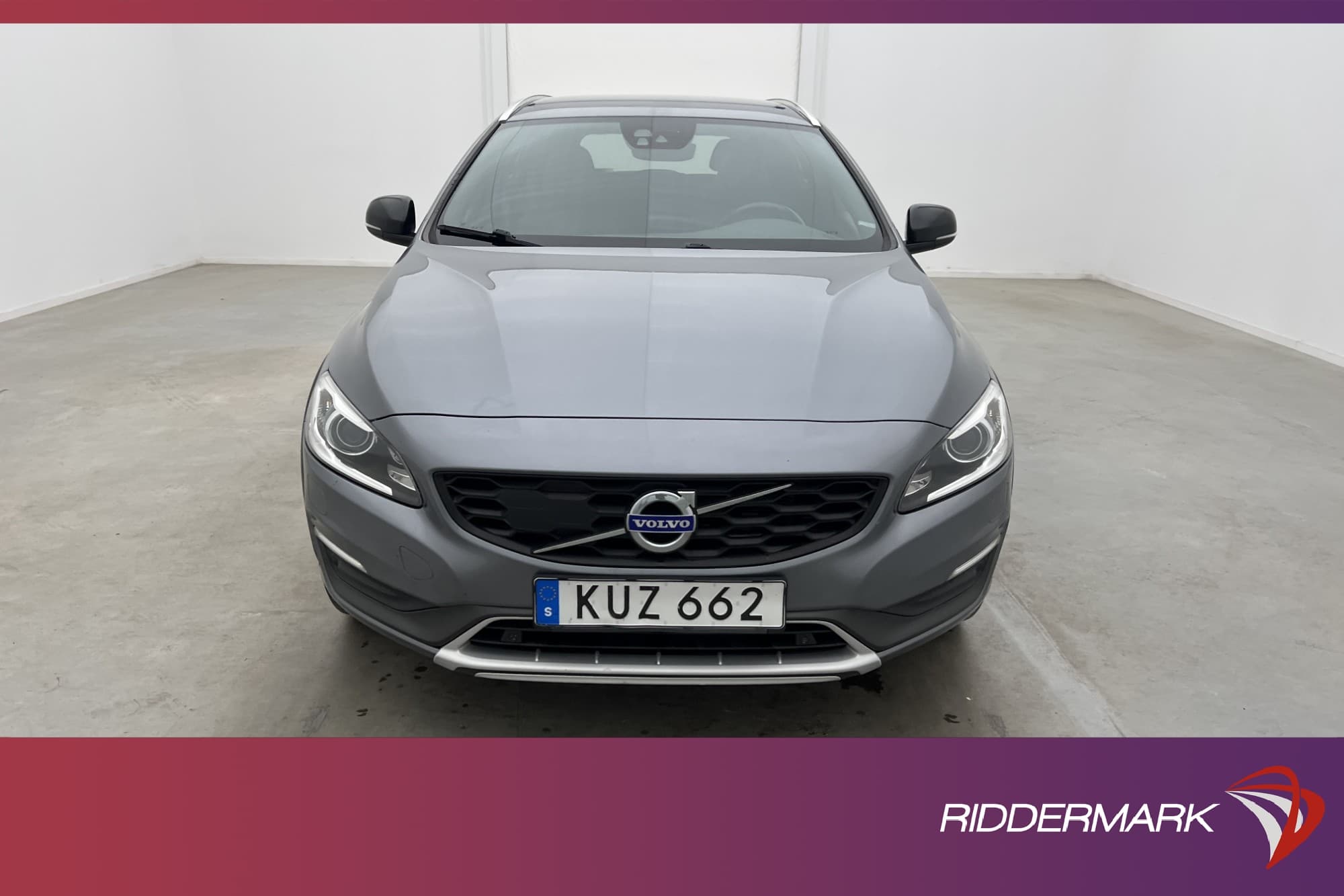 Volvo V60 Cross Country D4 AWD