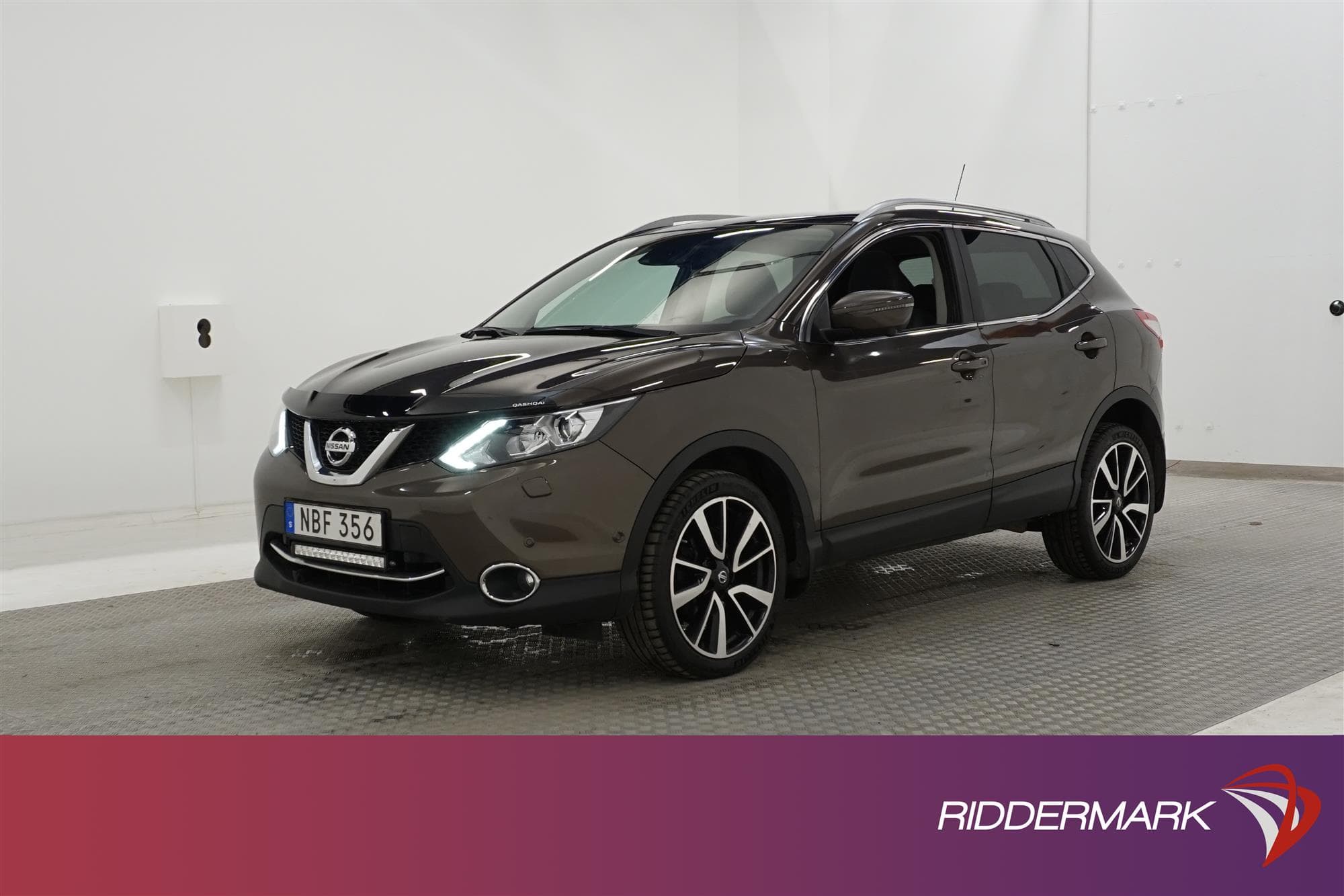 Nissan Qashqai 1.6 dCi 4X4 130hk Tekna M&K-Värm Pano Navi 