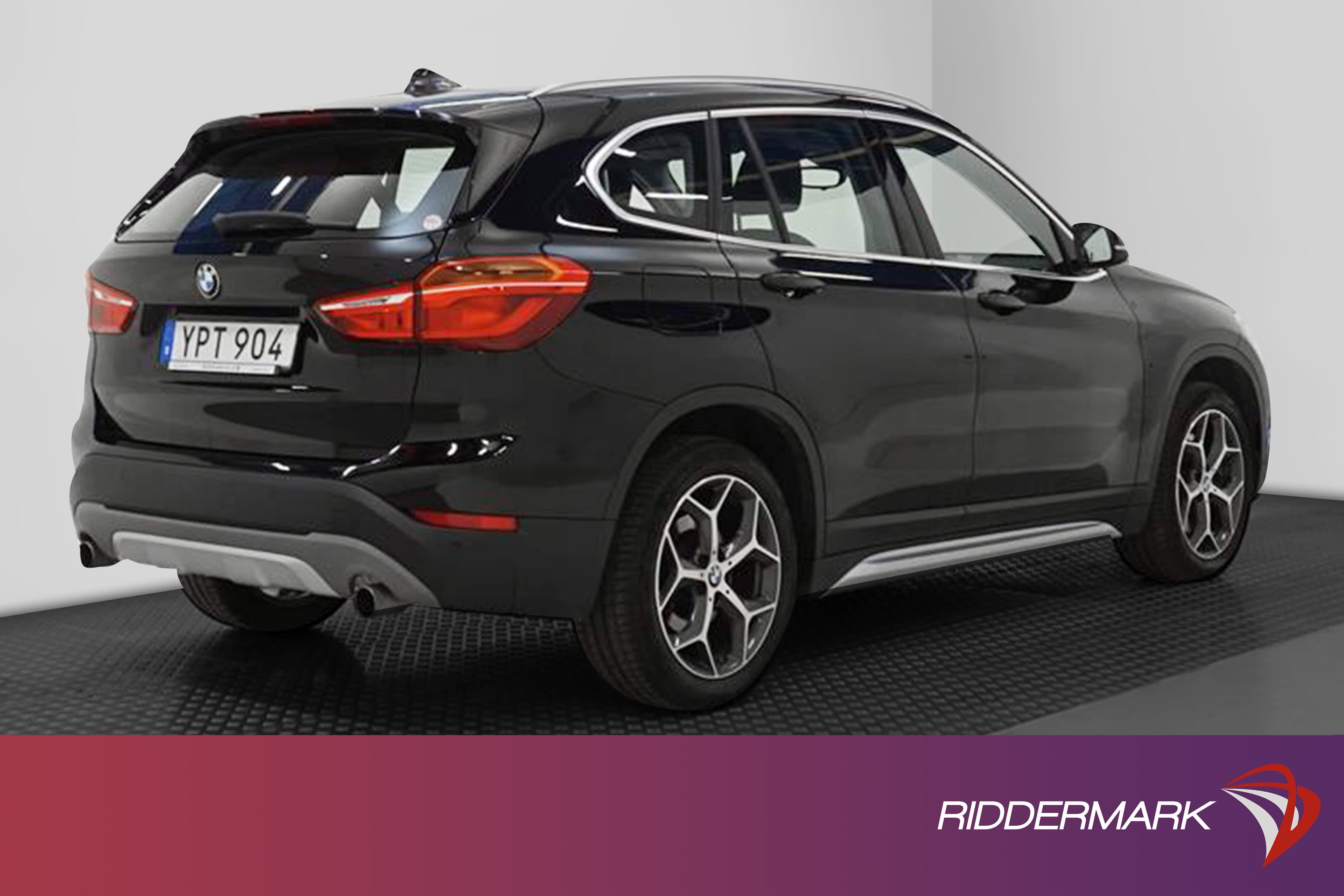 BMW X1 xDrive20d 190hk X-Line Värmare Panorama Keylessexteriör