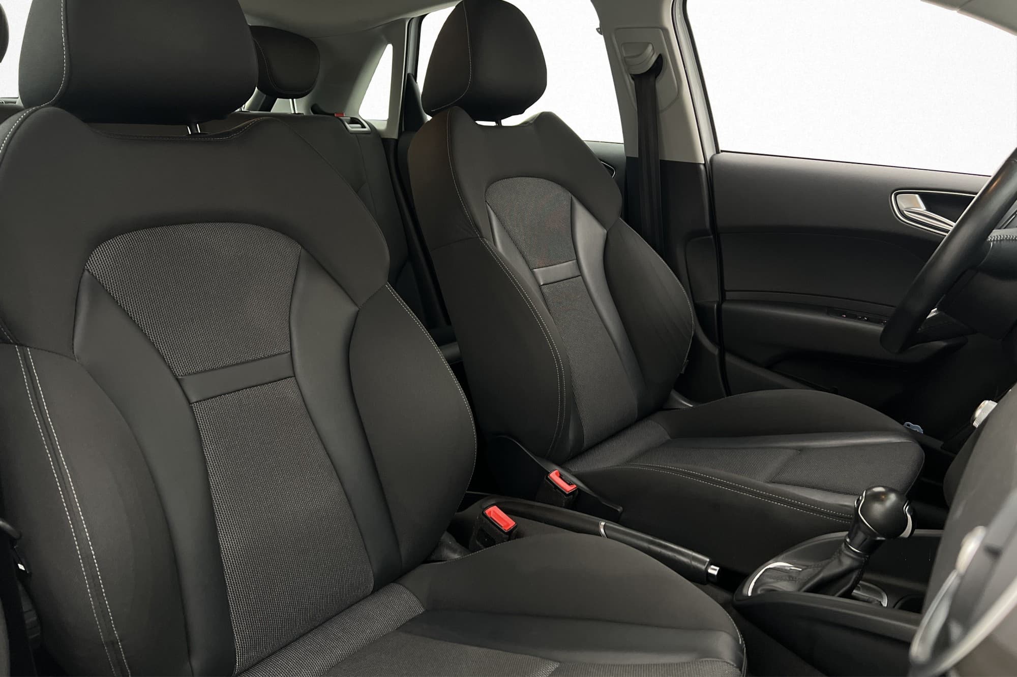 Audi A1 Sportback 1.0 TFSI 95hk S-Line Halvskinn 0.45l/Mil