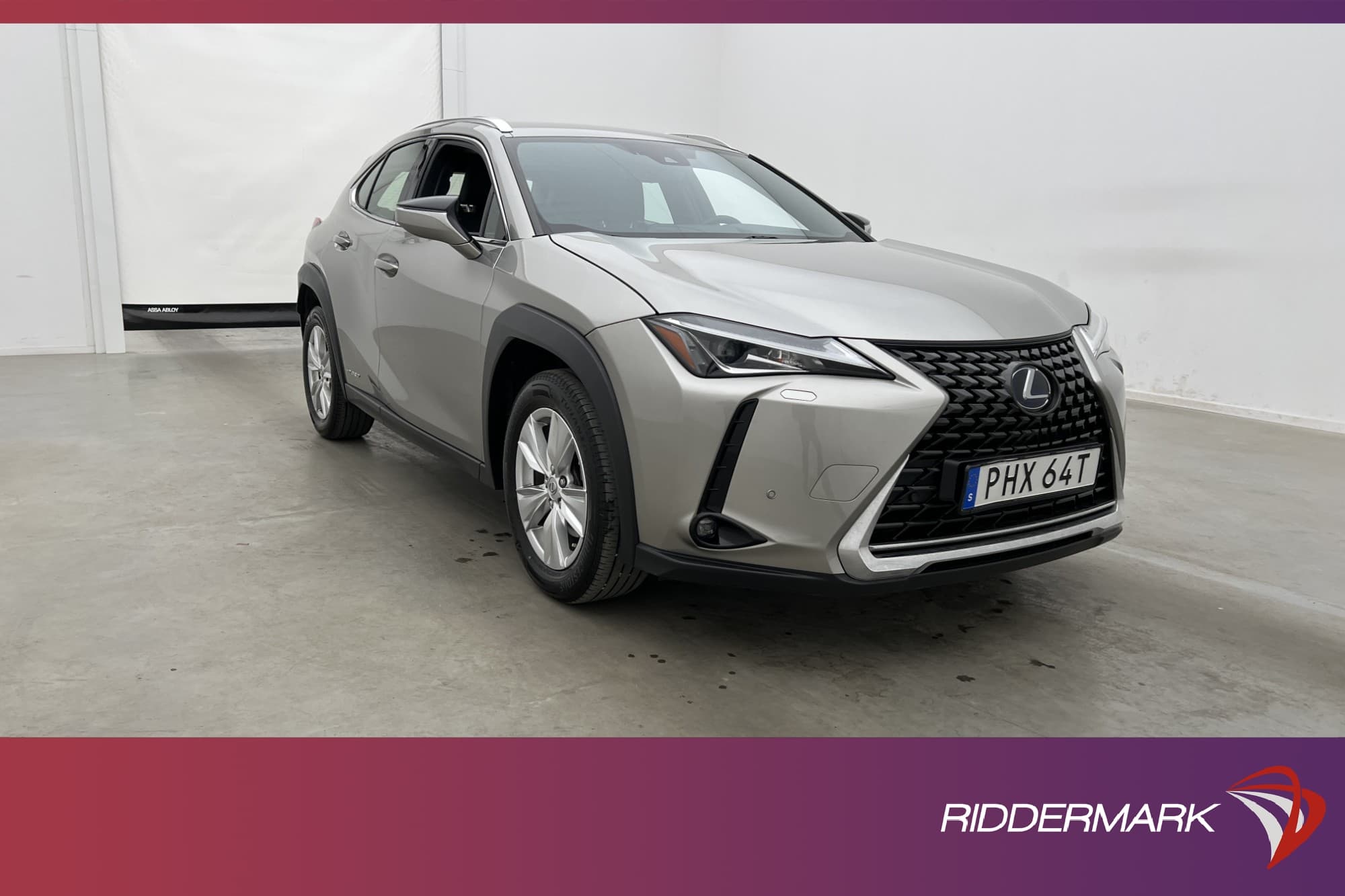 Lexus UX 250h CVT 184hk