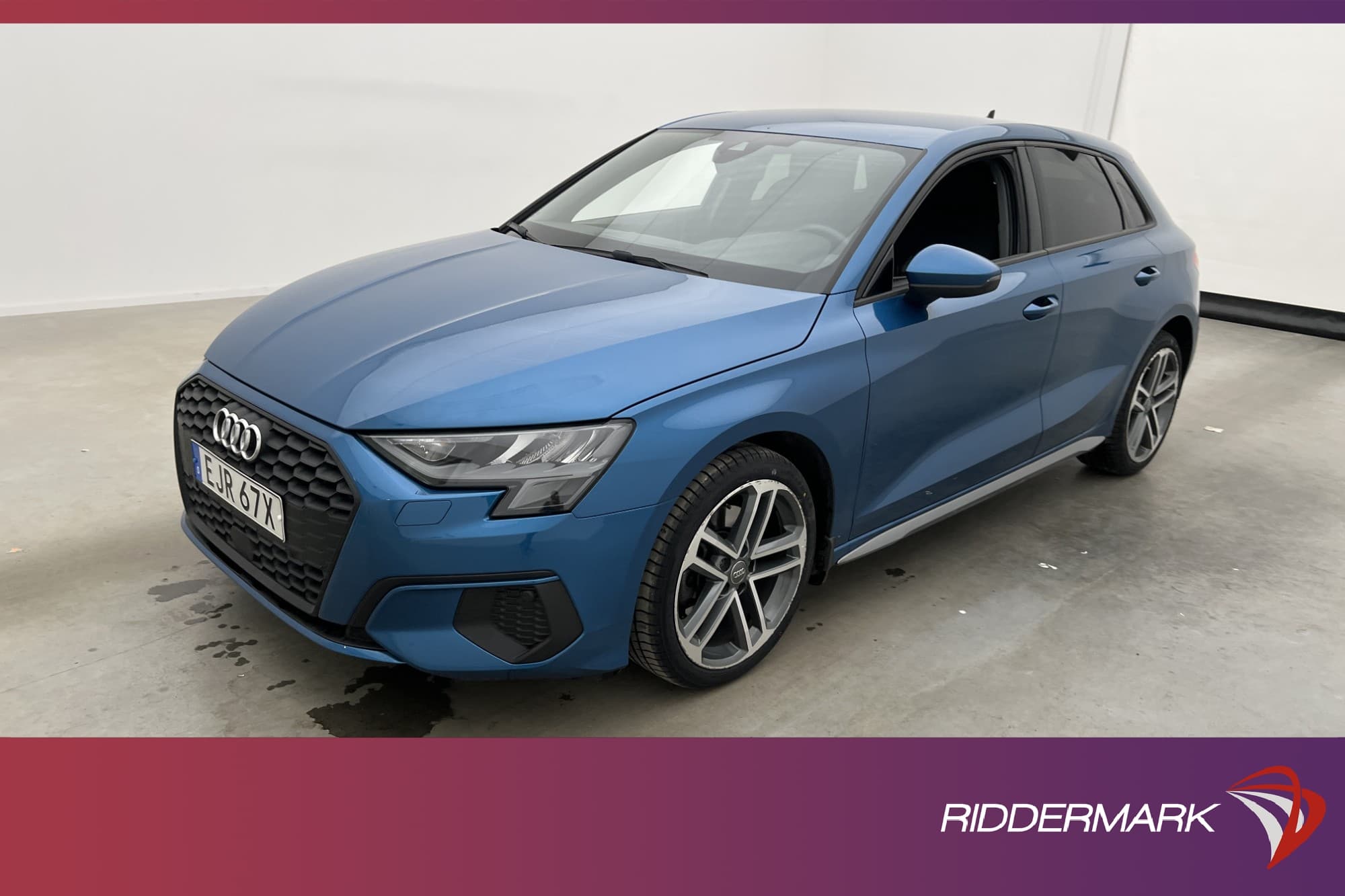 Audi A3 Sportback 35 TFSI Proline Cockpit P-Värmare Sensorer
