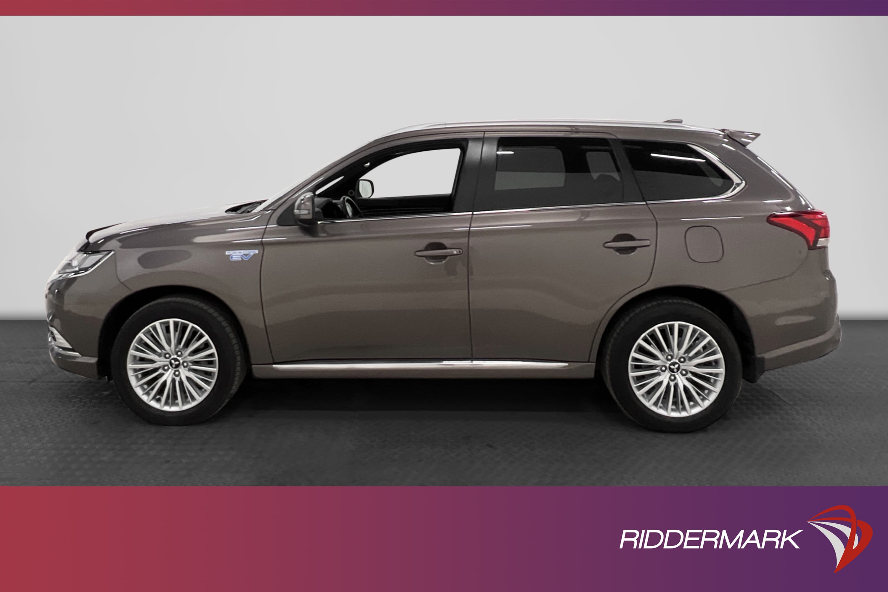 Mitsubishi Outlander PHEV 4WD 230hk