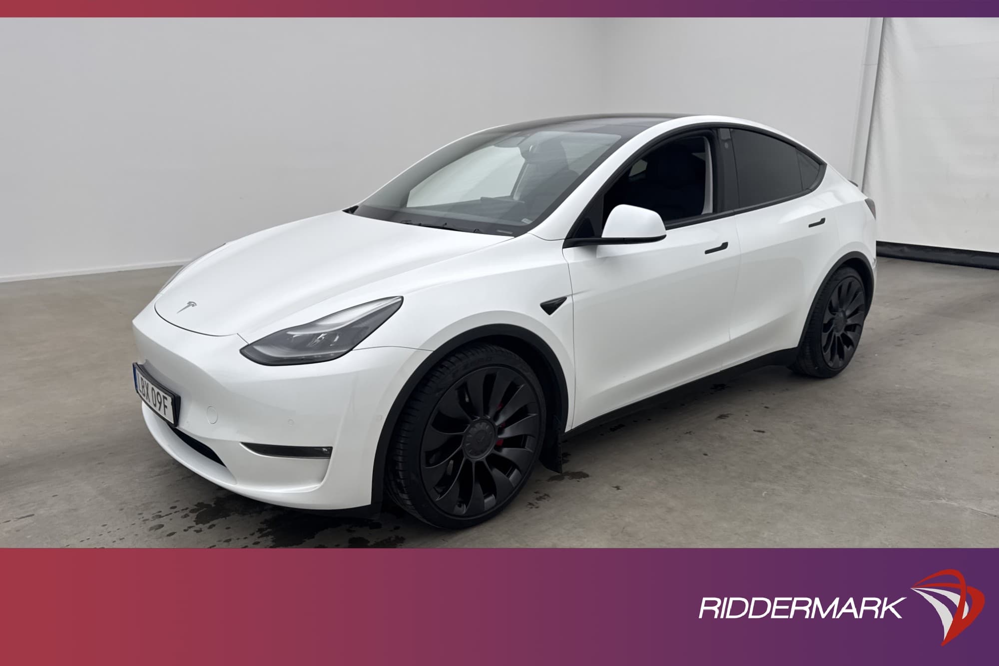 Tesla Model Y Performance AWD Autopilot Svensksåld