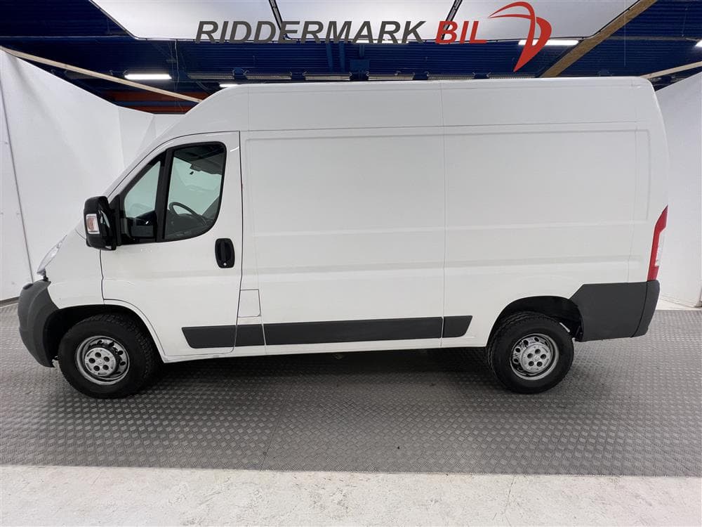 Peugeot Boxer 2.2HDI 150hk L2H2 Drag Värmare Moms 