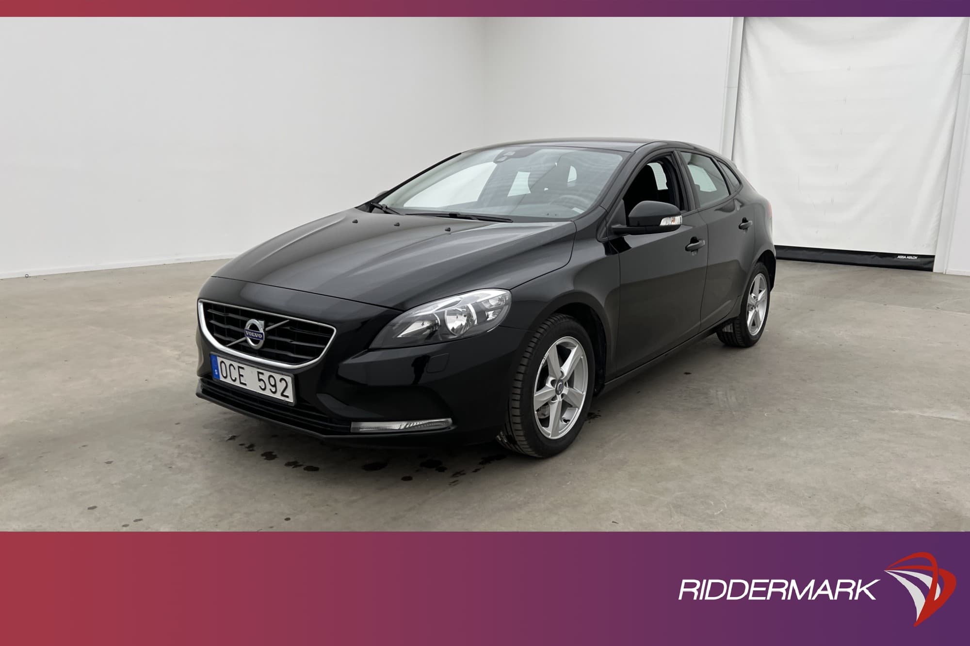 Volvo V40 T2 120hk