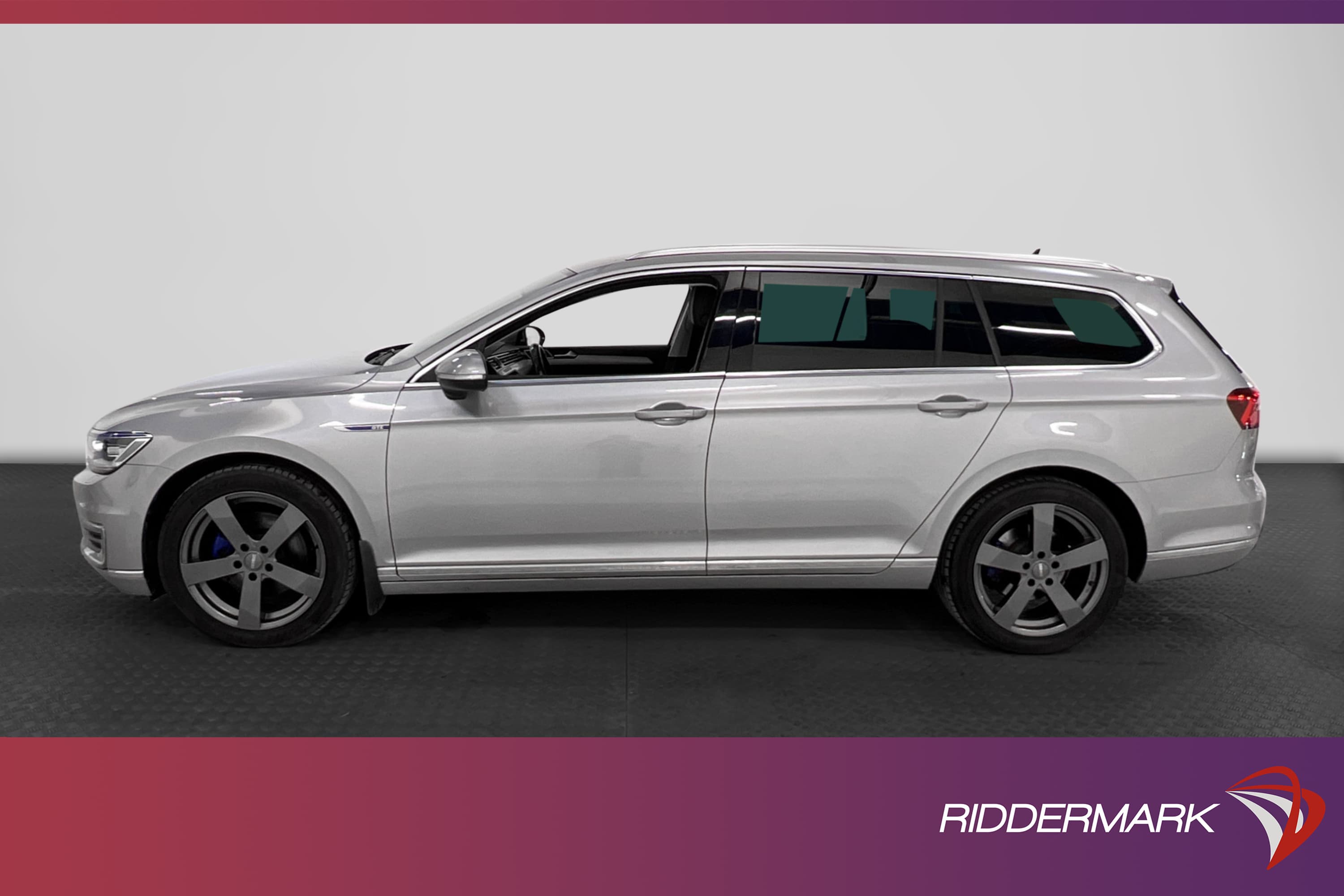 Volkswagen Passat GTE 218hk