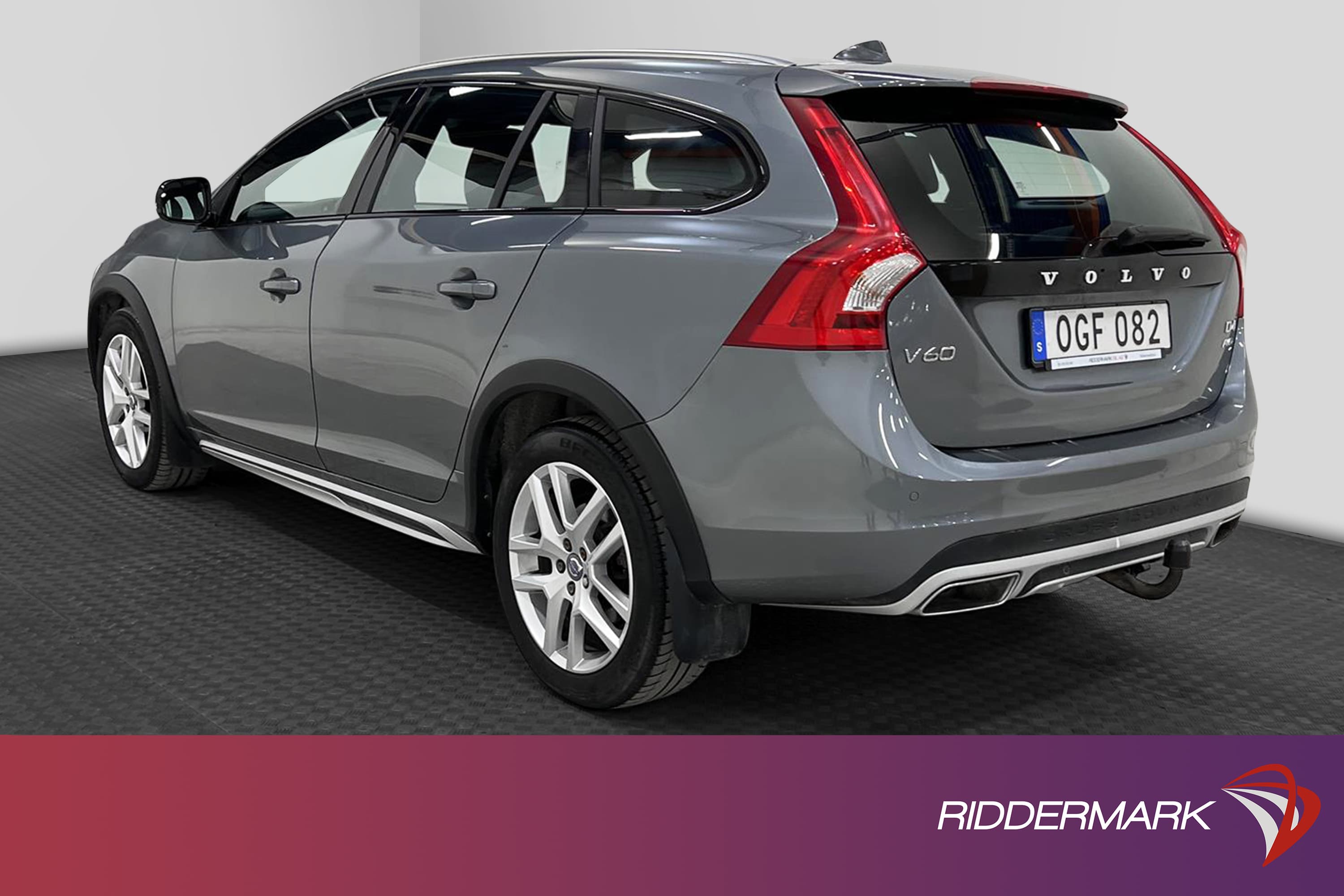 Volvo V60 Cross Country D4 AWD