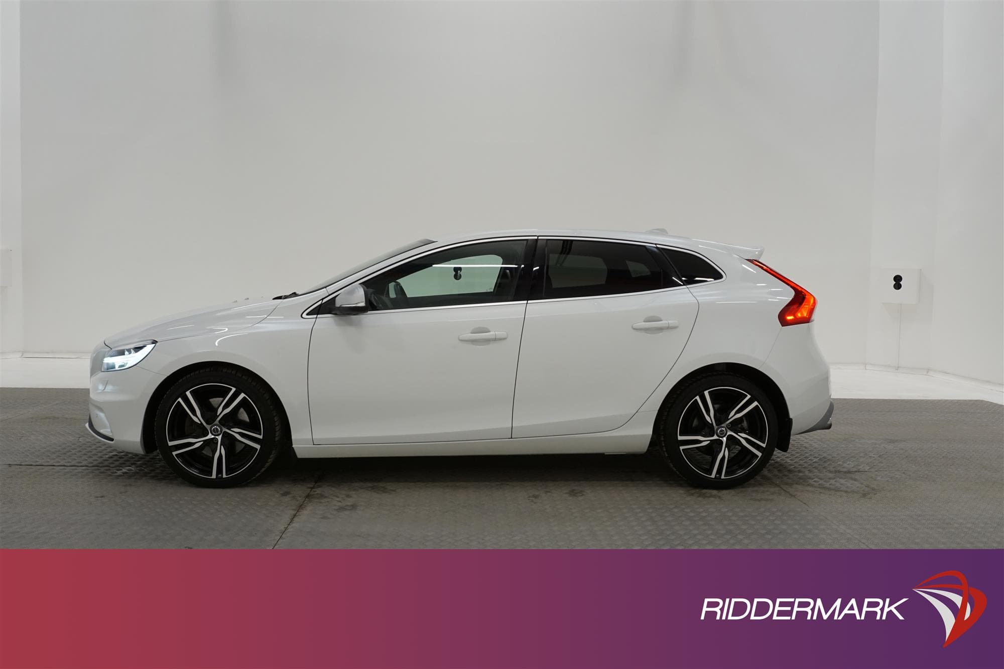 Volvo V40 T3 152hk