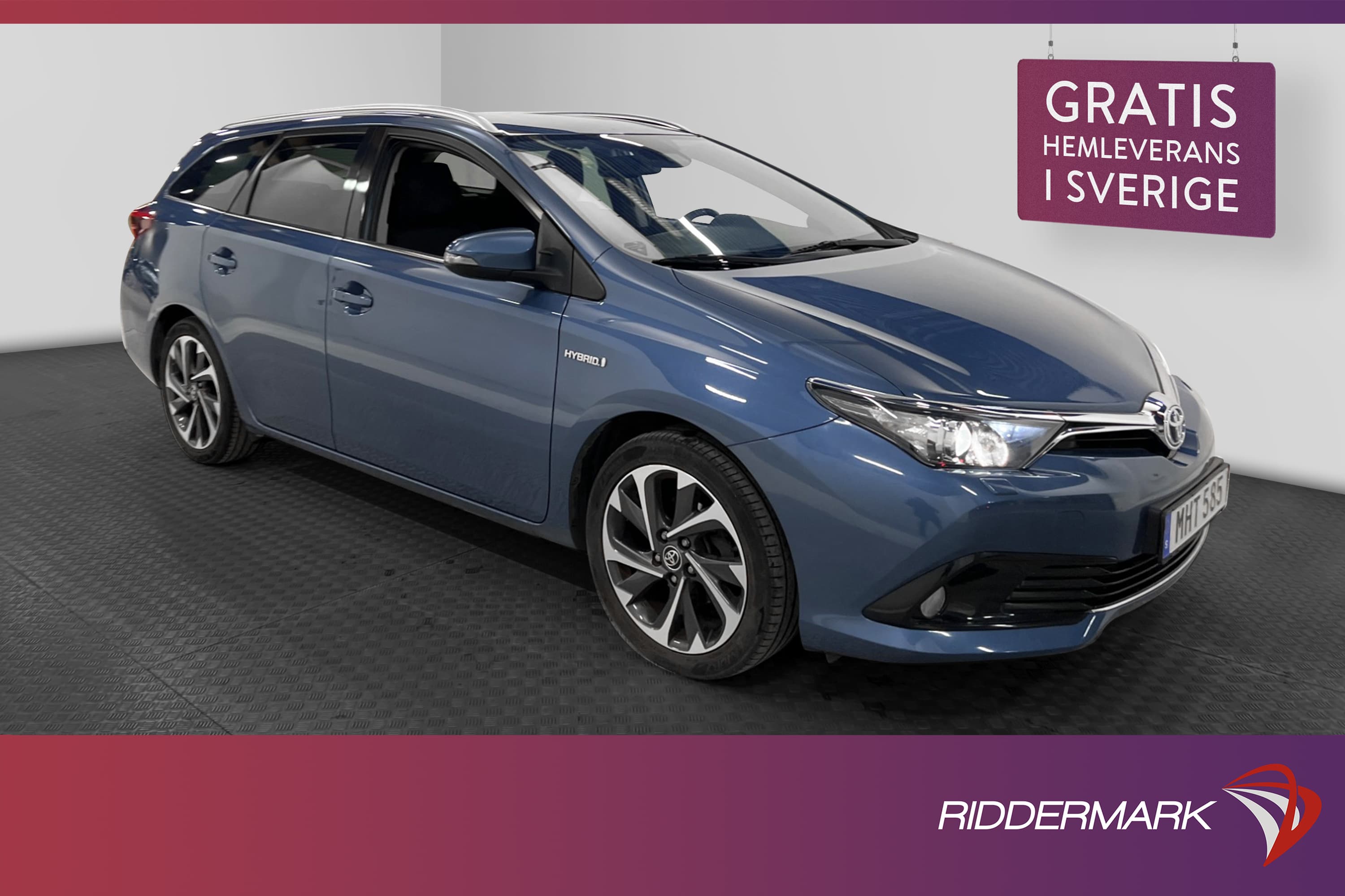 Toyota Auris Touring Sports Hybrid 136hk