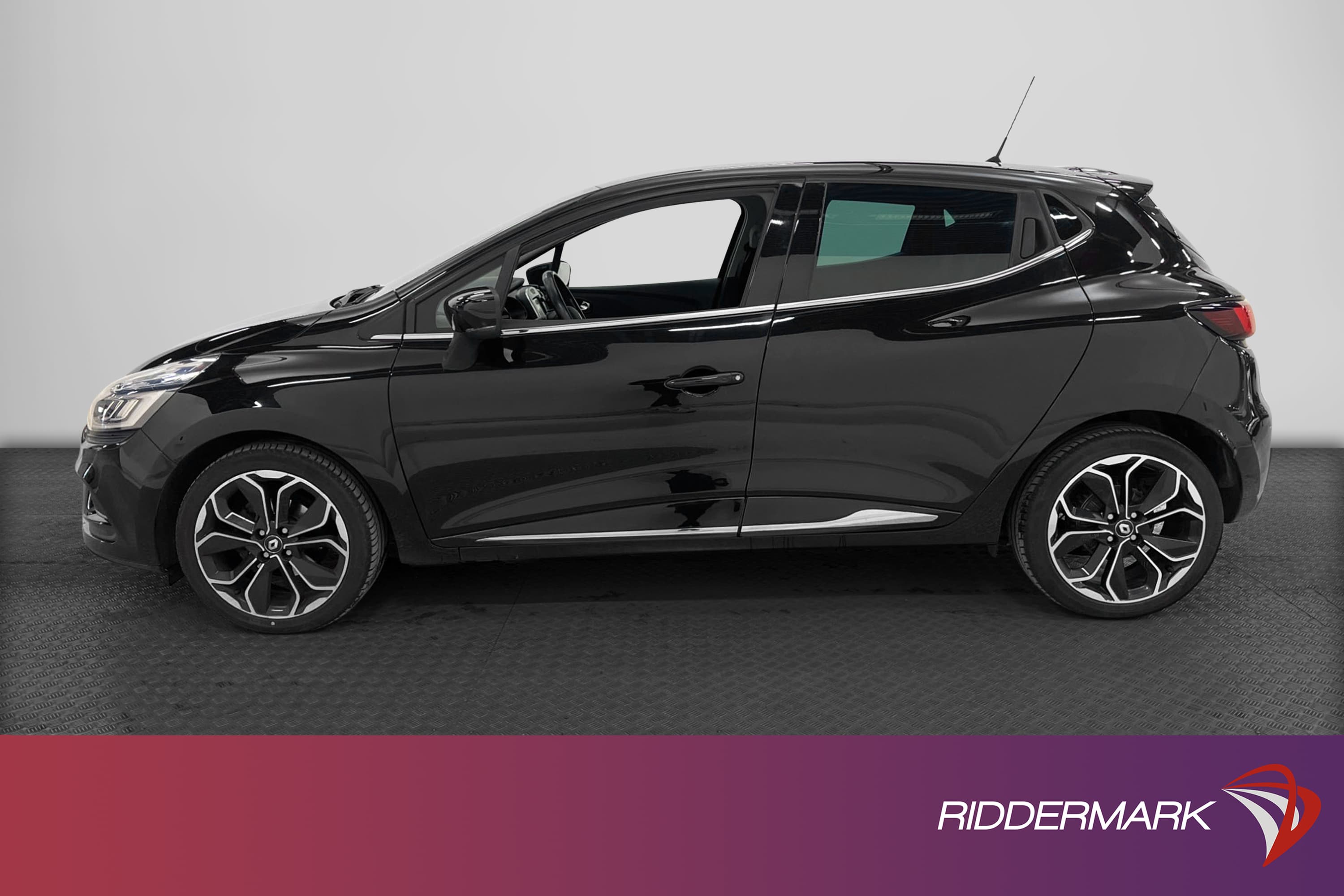 Renault Clio 5-dörrars Halvkombi
