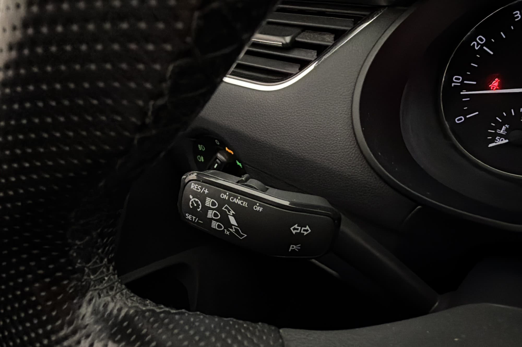 Skoda Octavia 1.2 Ambition Drag Sensorer CarPlay Farthållare