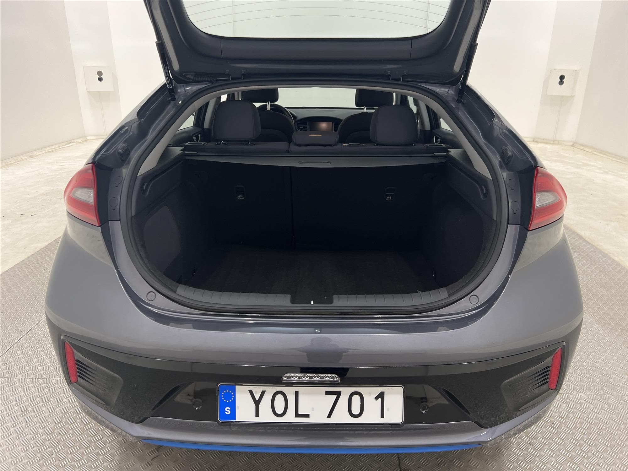 Hyundai Ioniq 1.6 141hk Navi B-Kamera  360kr Skatt 0,39L/mil