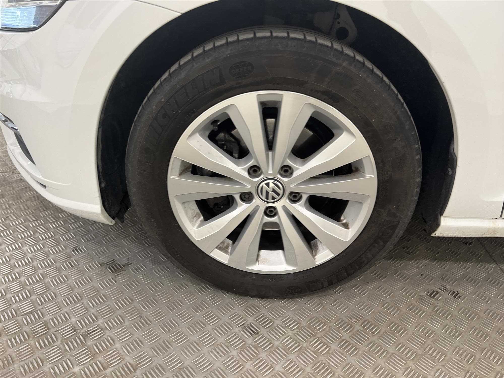 Volkswagen  Golf SC 1.0 TSI DSG 110hk Dragkrok Carplay
