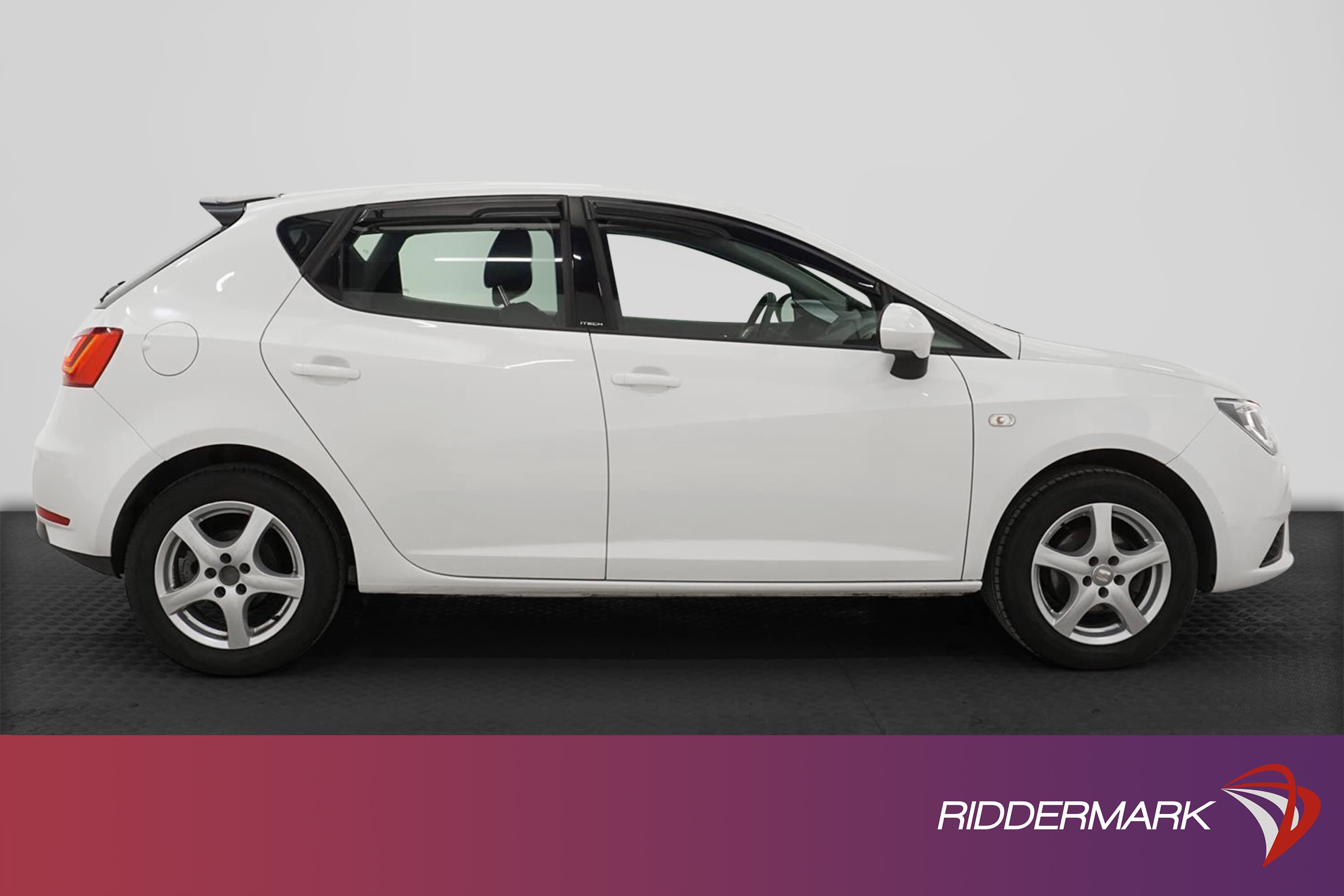 SEAT Ibiza 1.2 TSI 105hk Halvskinn Nybes Låg Skatt 0,42L/mil