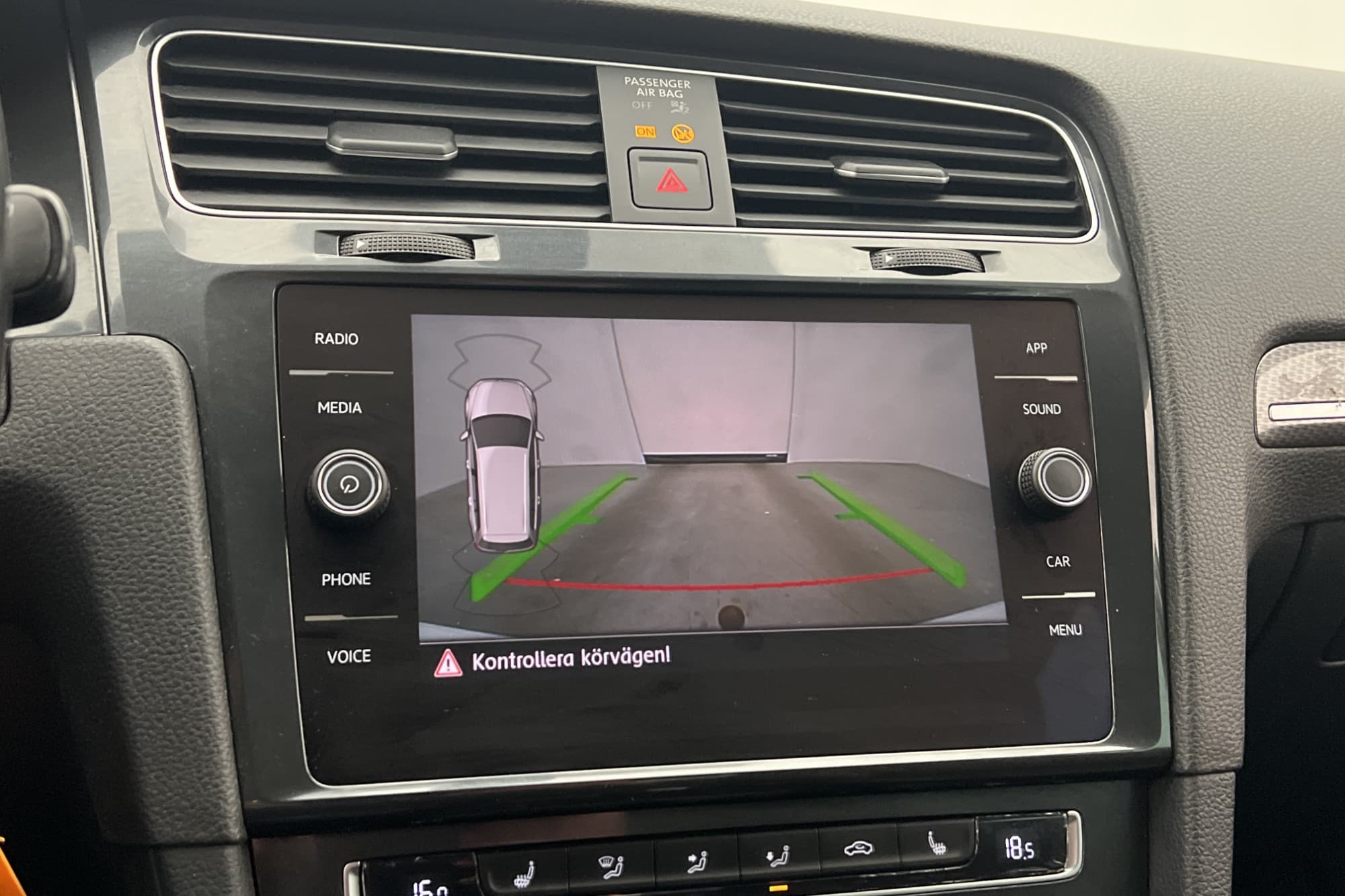 Volkswagen Golf Alltrack 4M Värmare Kamera Dragkrok CarPlay