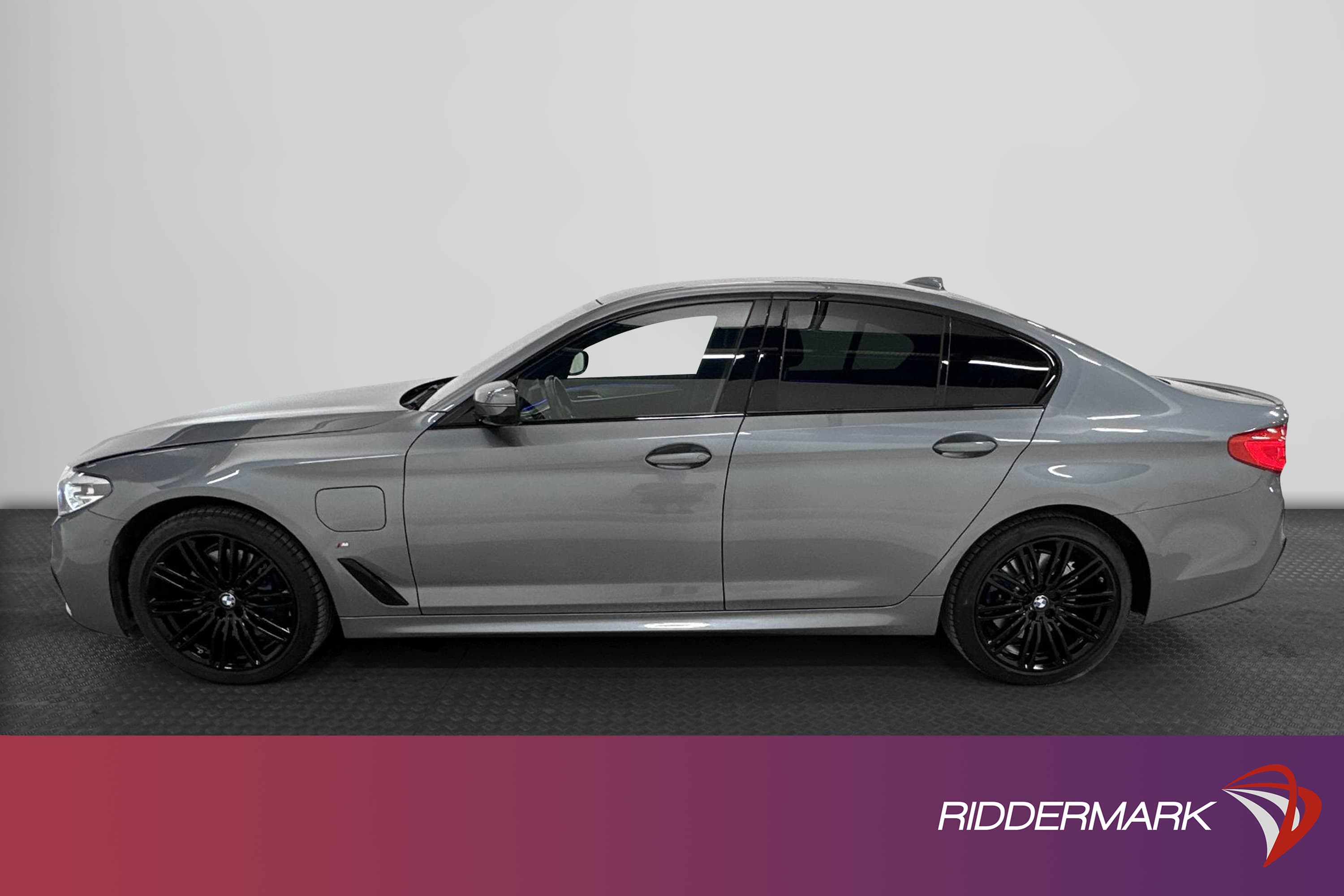 BMW 530e iPerformance 252hk