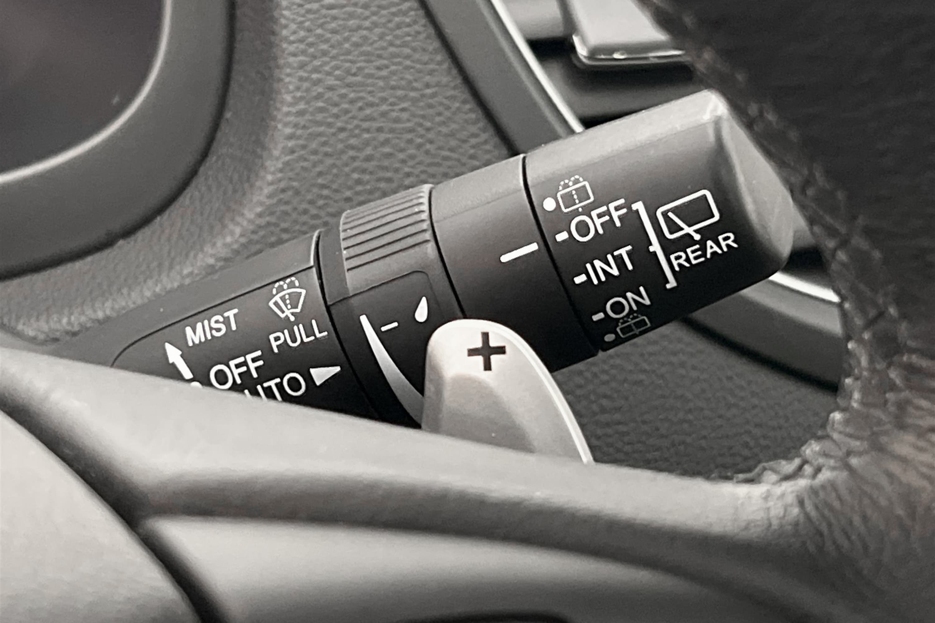 Honda CR-V 2.2 i-DTEC 4WD 150hk Pano Värmare Kamera GPS Drag
