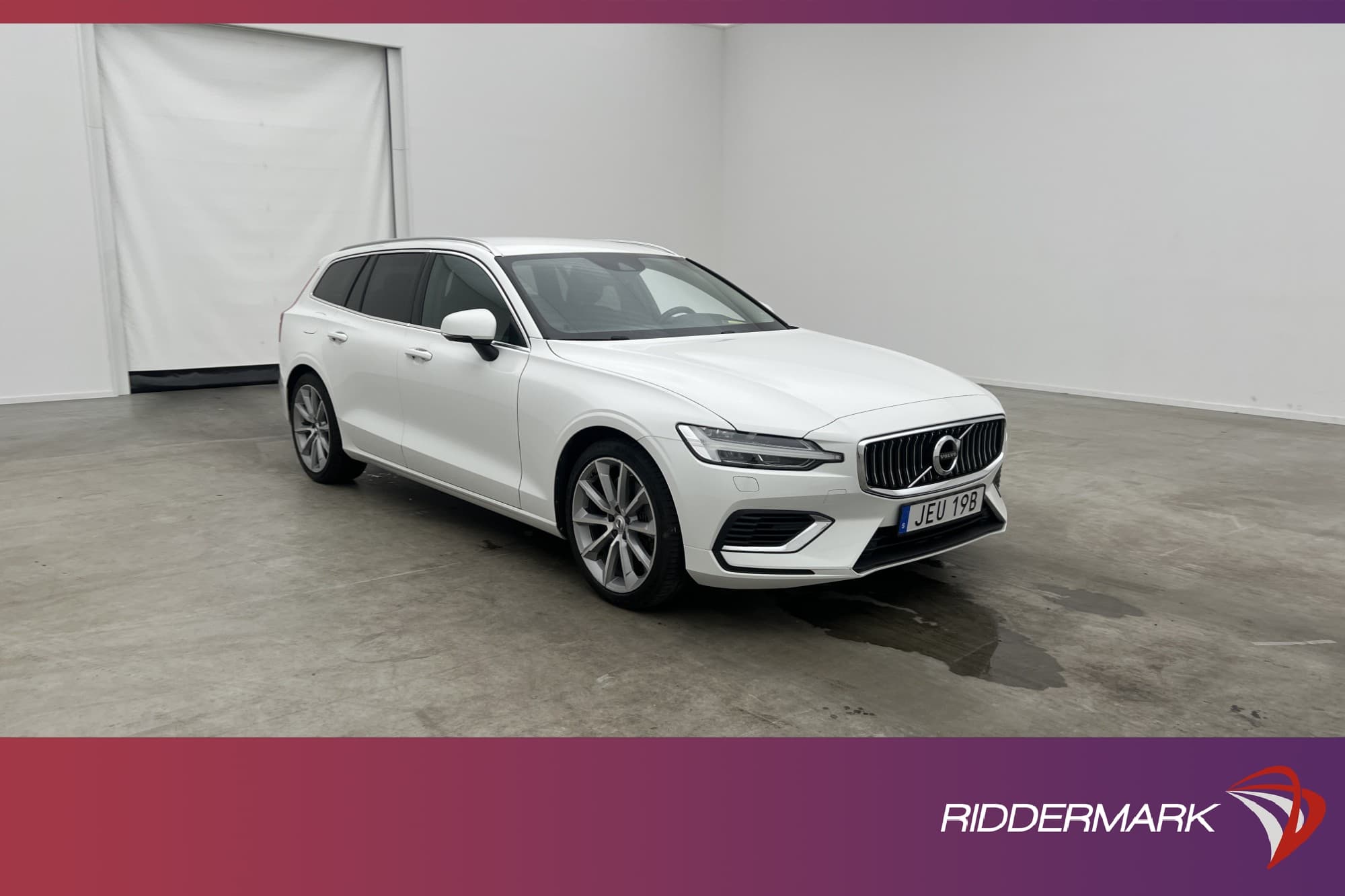 Volvo V60 Recharge T6 AWD