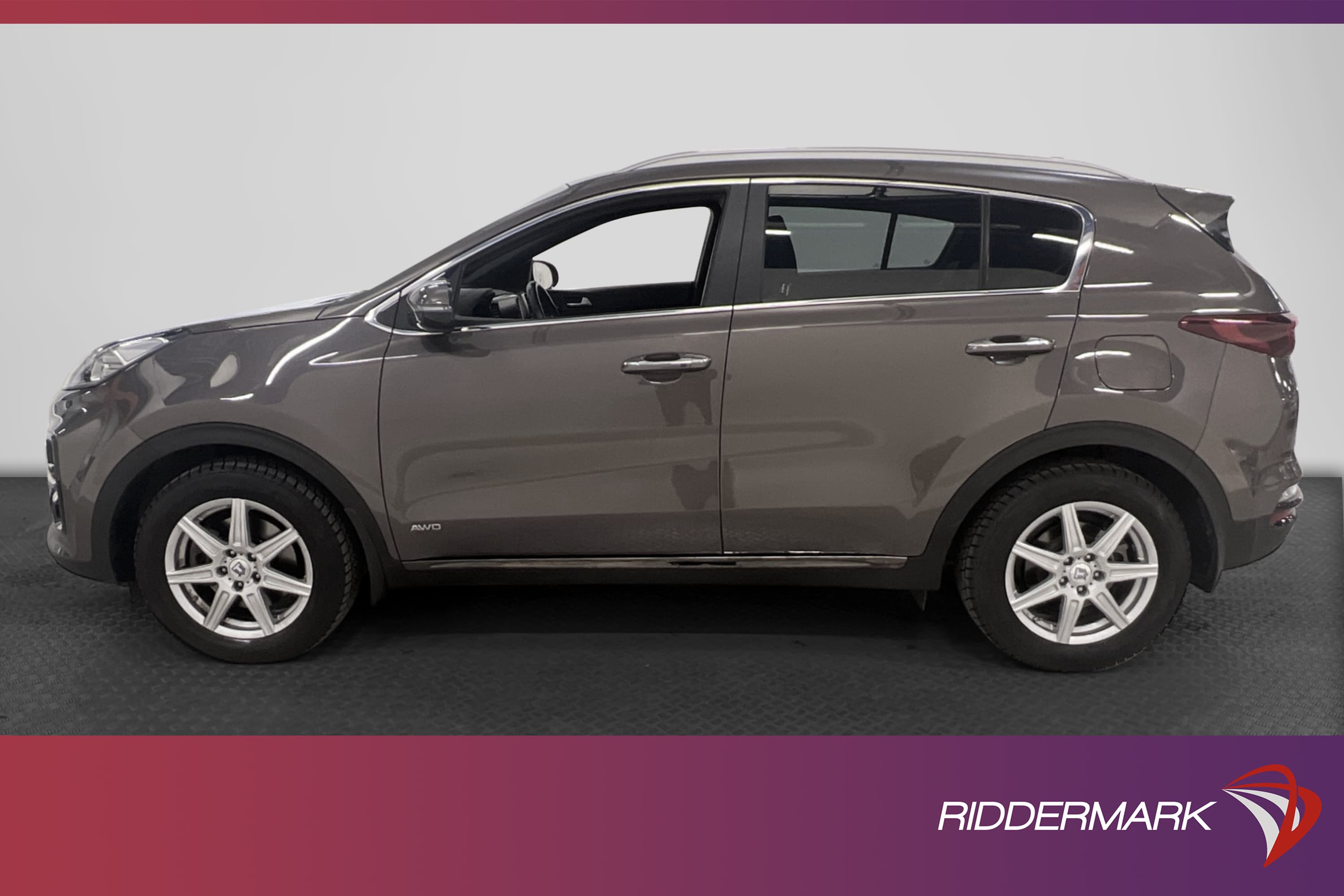 Kia Sportage 1.6 T-GDI AWD GT-Line Kamera JBL Drag Skinn 