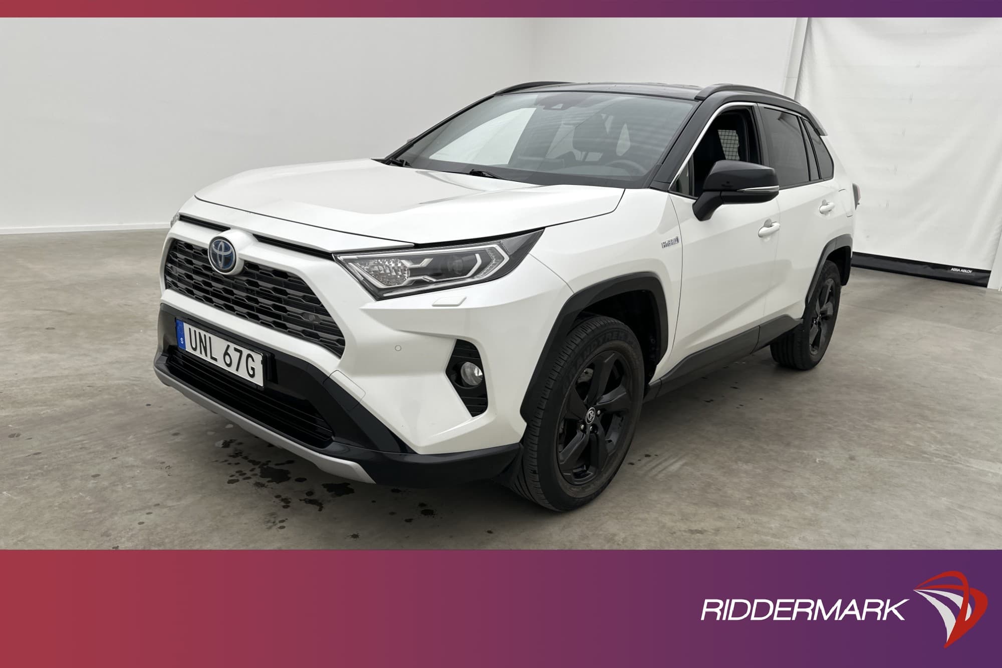 Toyota RAV4 Hybrid AWD 222hk