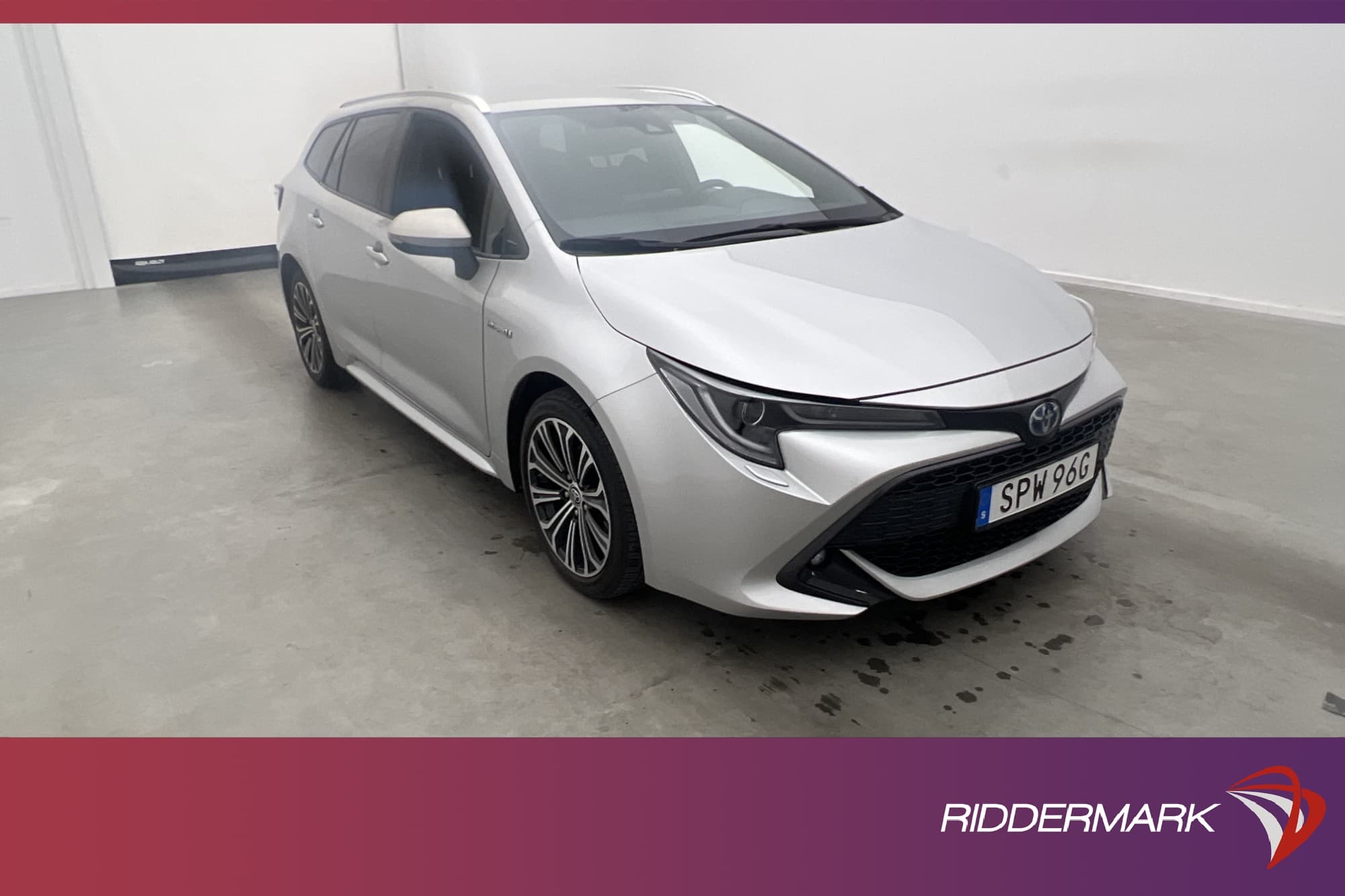 Toyota Corolla Touring Hybrid 122hk