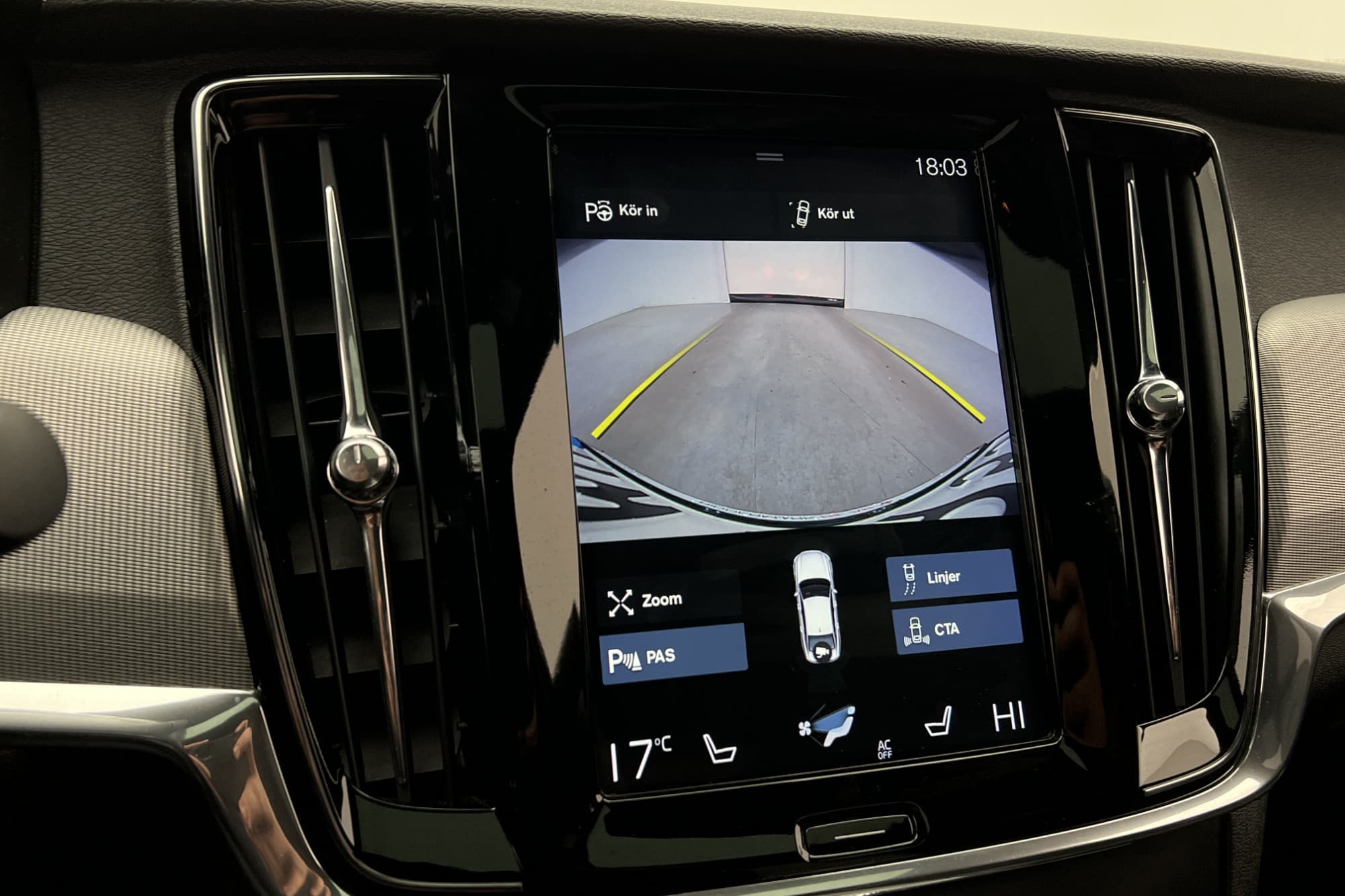 Volvo S90 D4 R-Design VOC D-Värmare 4-Zons Kamera Navi  BLIS