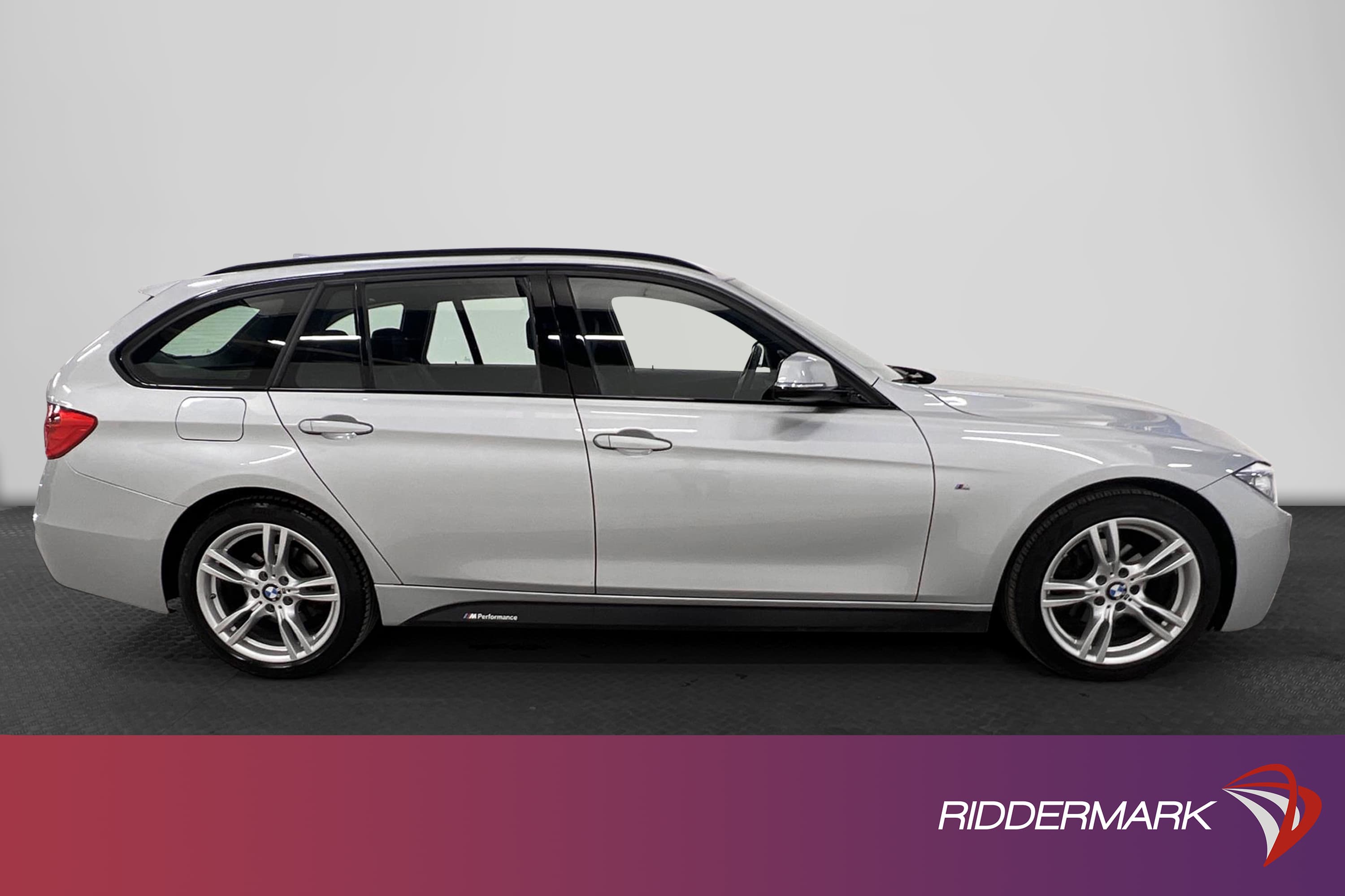 BMW 318d xDrive Touring 143hk M Sport 2 Brukare Hifi Drag