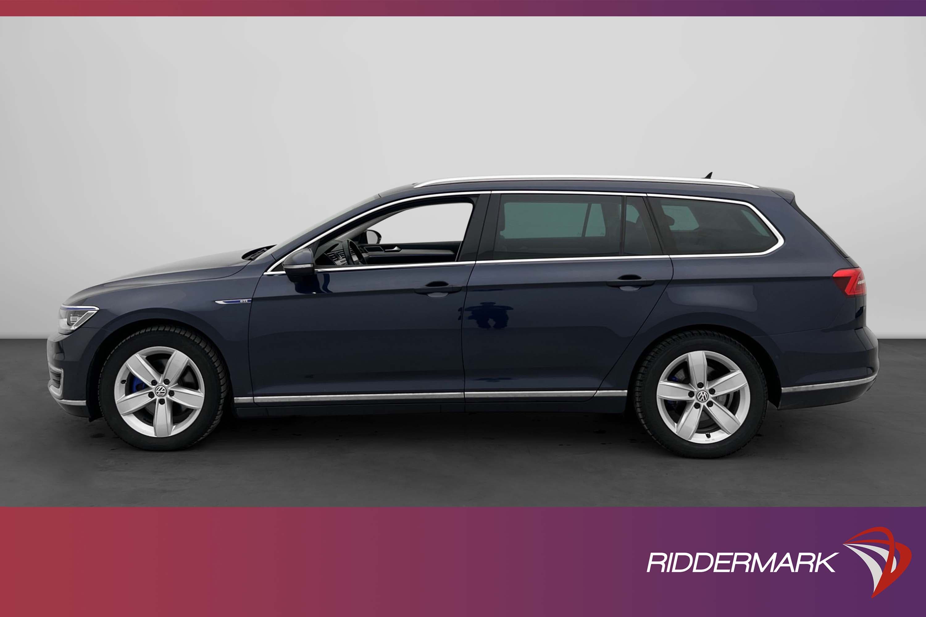 Volkswagen Passat GTE 218hk