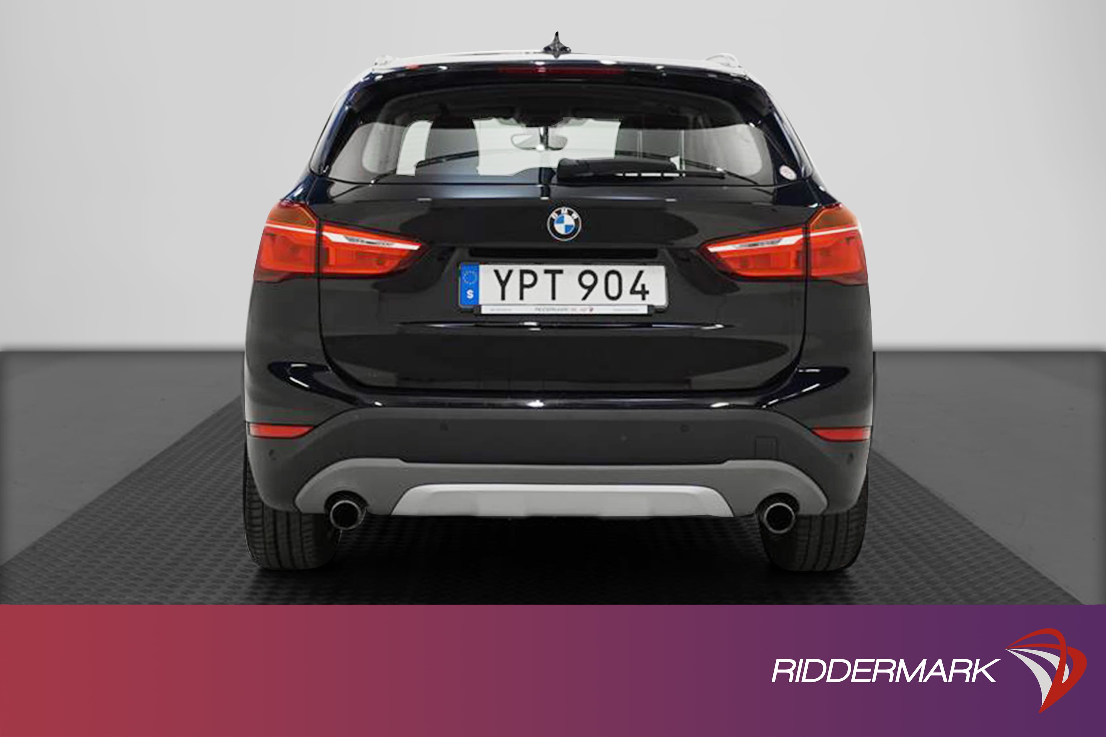 BMW X1 xDrive20d 190hk X-Line Värmare Panorama Keylessexteriör