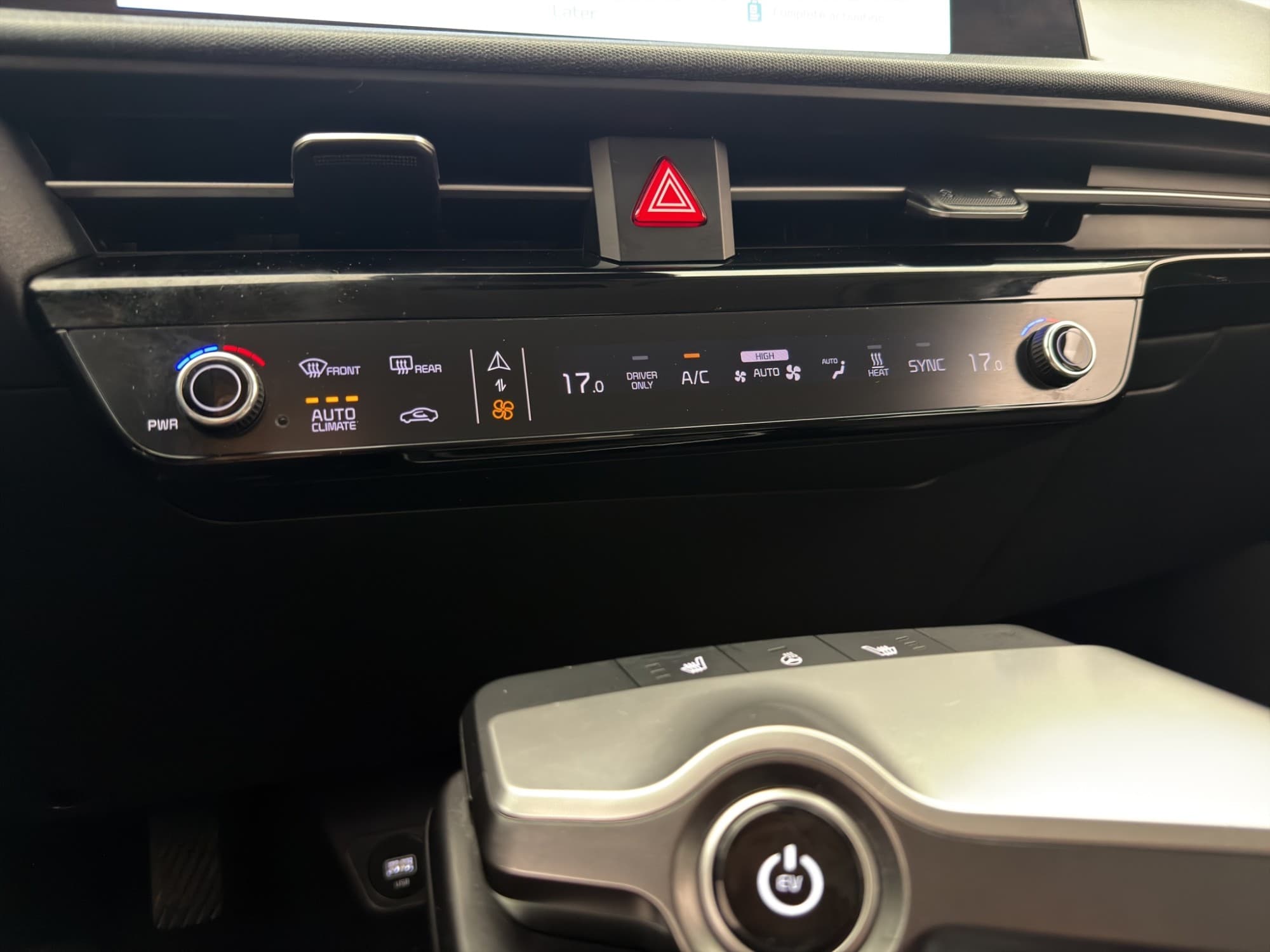 Kia EV6 77.4 kWh 228hk Kamera Navi CarPlay Halvskinn