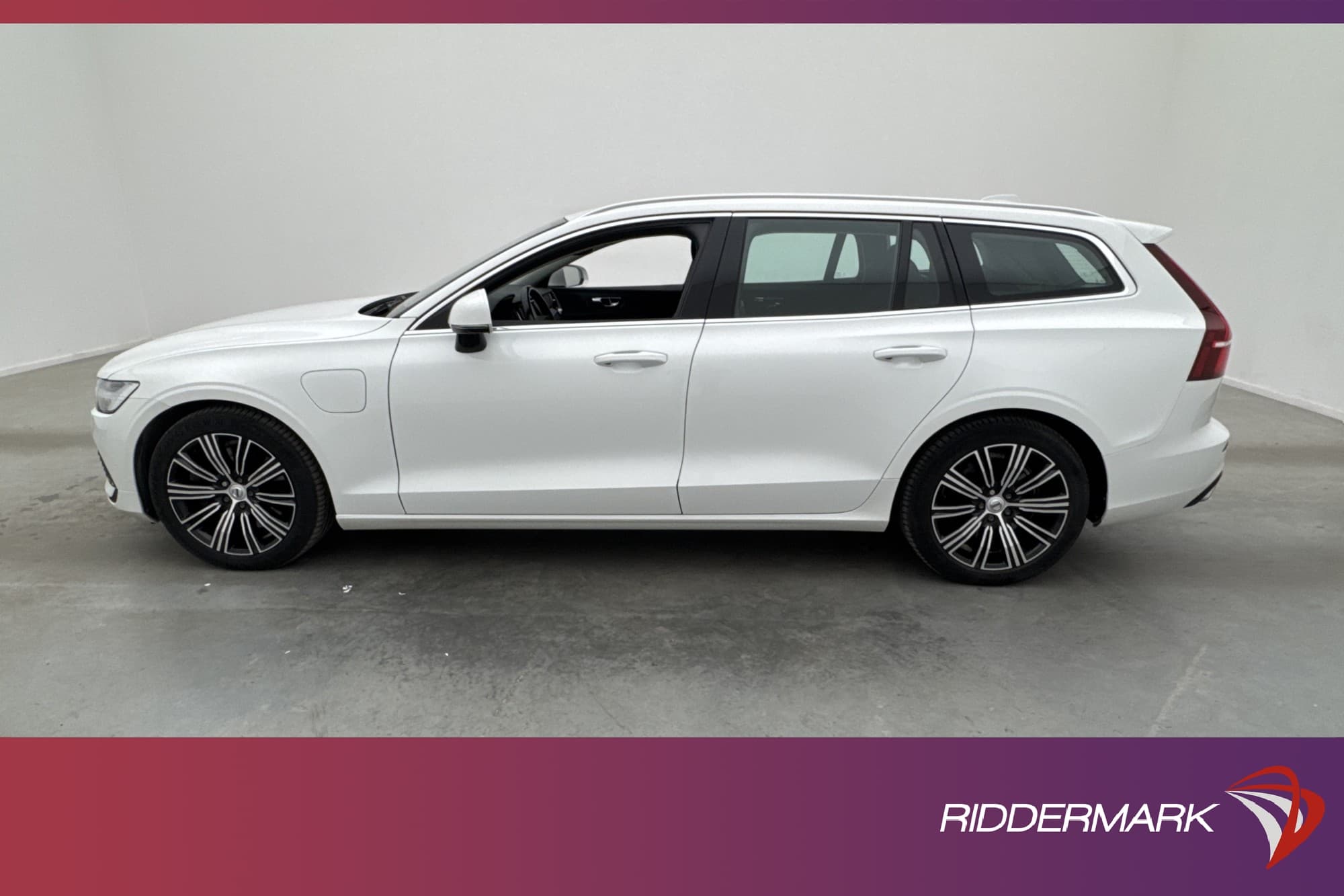 Volvo V60 Recharge T6 340hk AWD