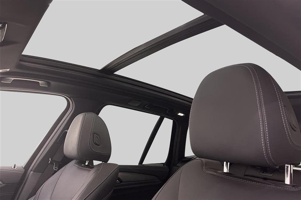 BMW X3 M40i xDrive 340hk Innovation Pano Harman 360° Kamerainteriör