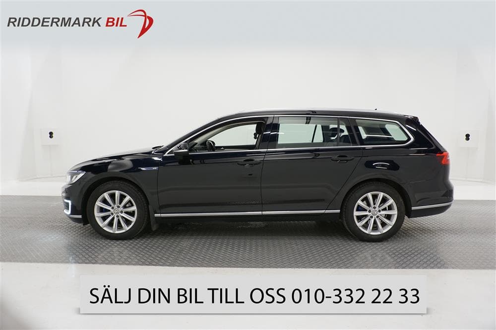 Volkswagen Passat GTE 218hk Navi B-kamera CarPlay Drag
