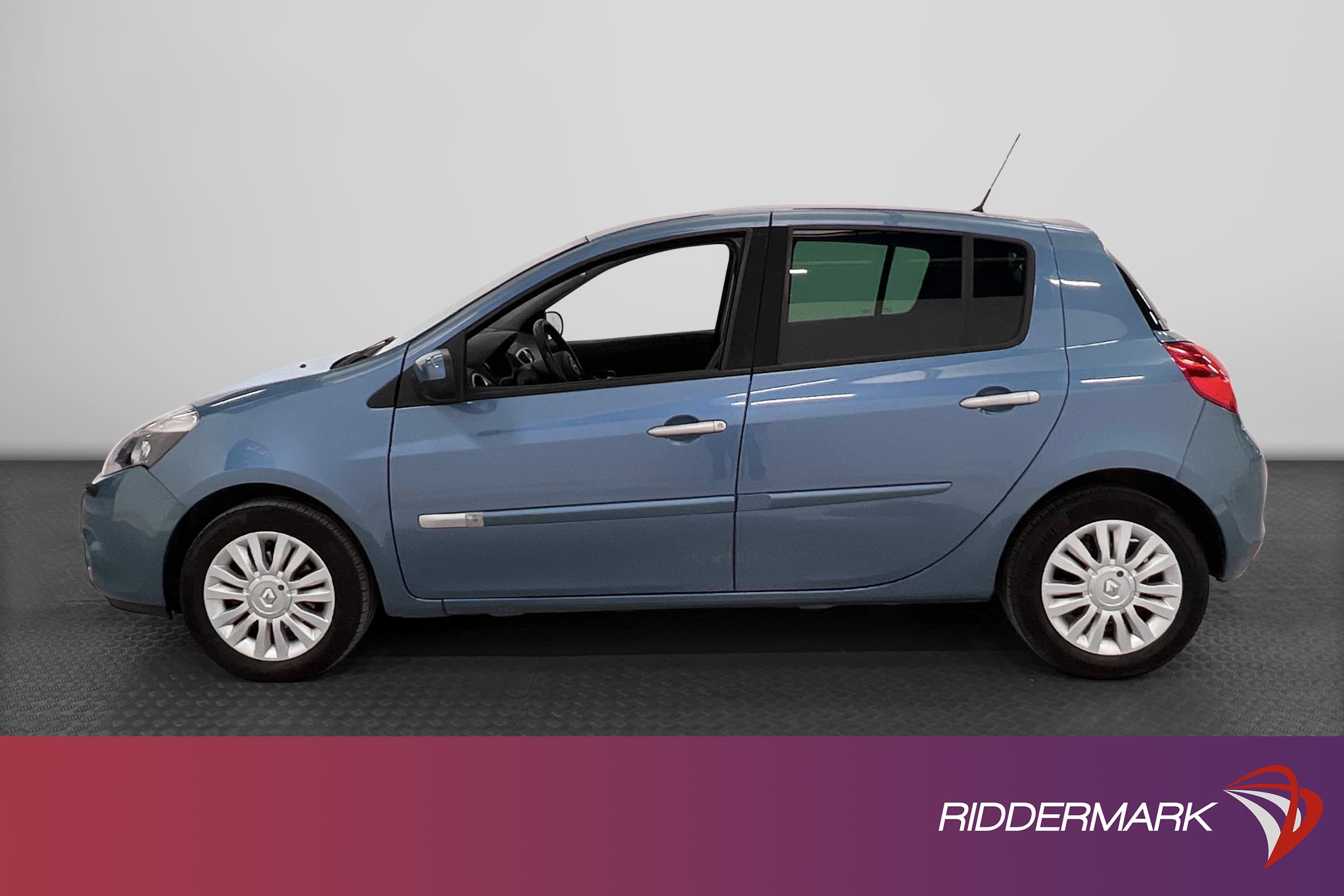 Renault Clio 1.2 75hk
