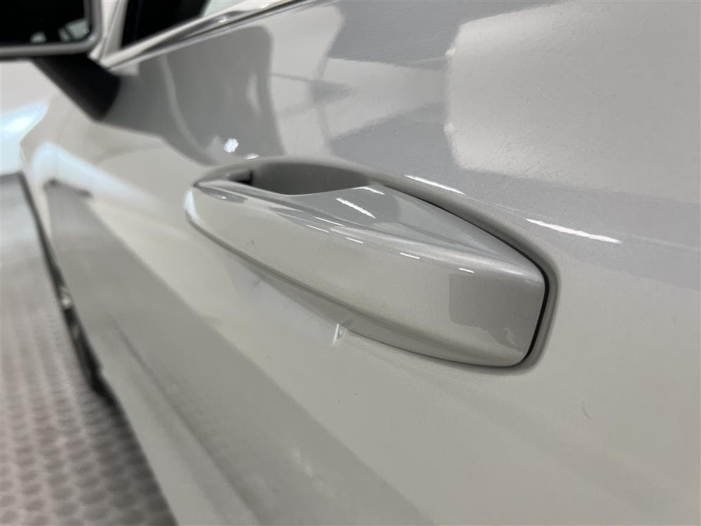 Volvo V60 D4 190hk D-Värm VOC Skinn B-Kamera Navi 0,46l/milinteriör