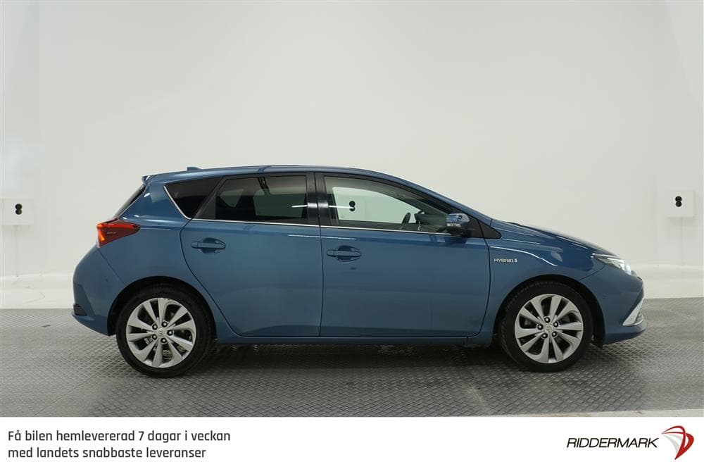 Toyota Auris 1.8 HSD 99hk Navi P-Pilot B-Kam
