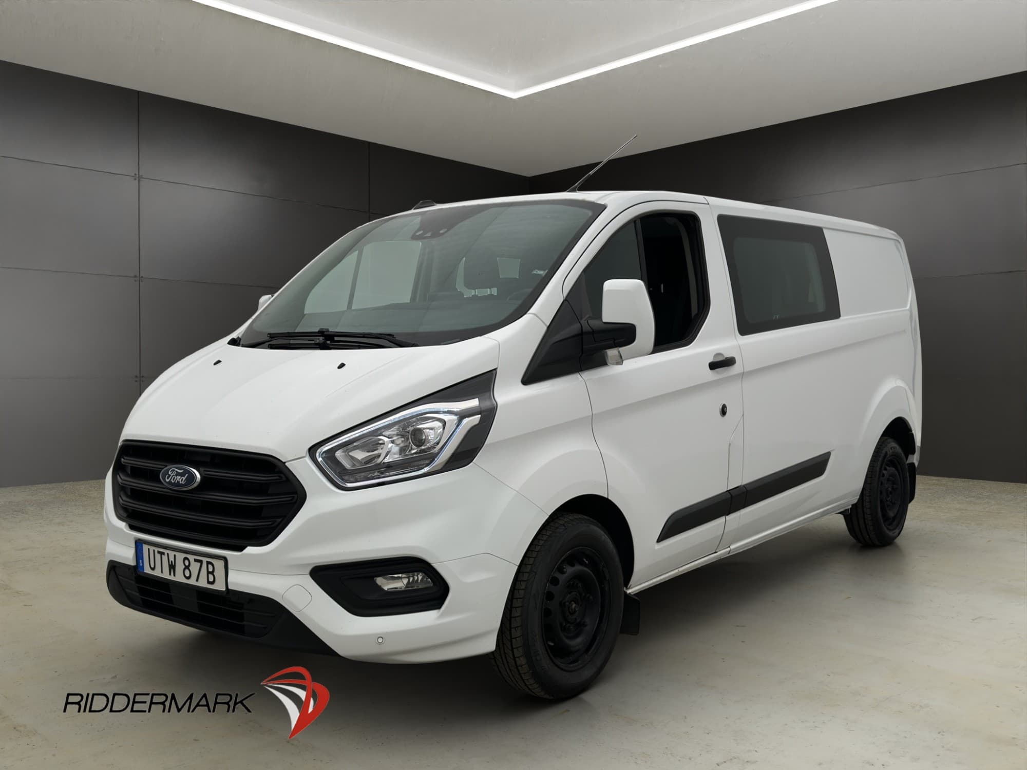 Ford Transit Custom CrewVan L2 Värmare Drag B-Kamera 6-Sits