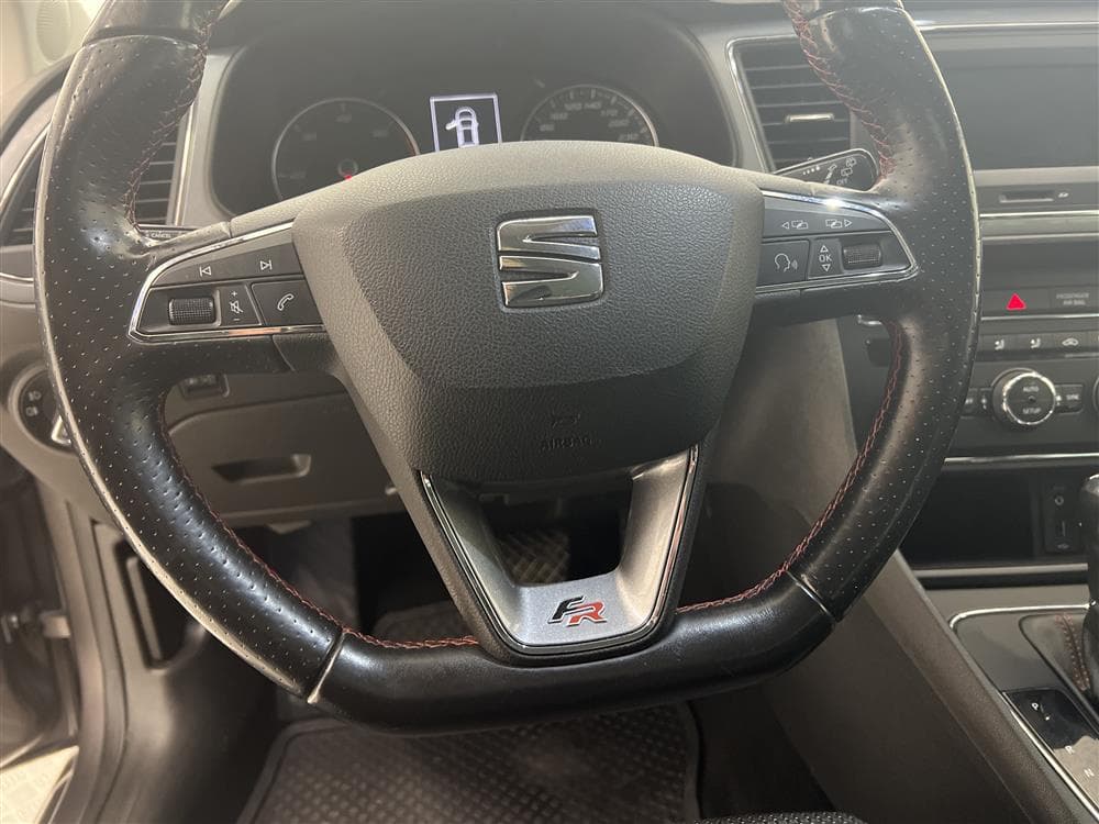 SEAT Leon ST 2.0 TDI 184hk FR Dragkrok P-sensor 0.48l/milinteriör