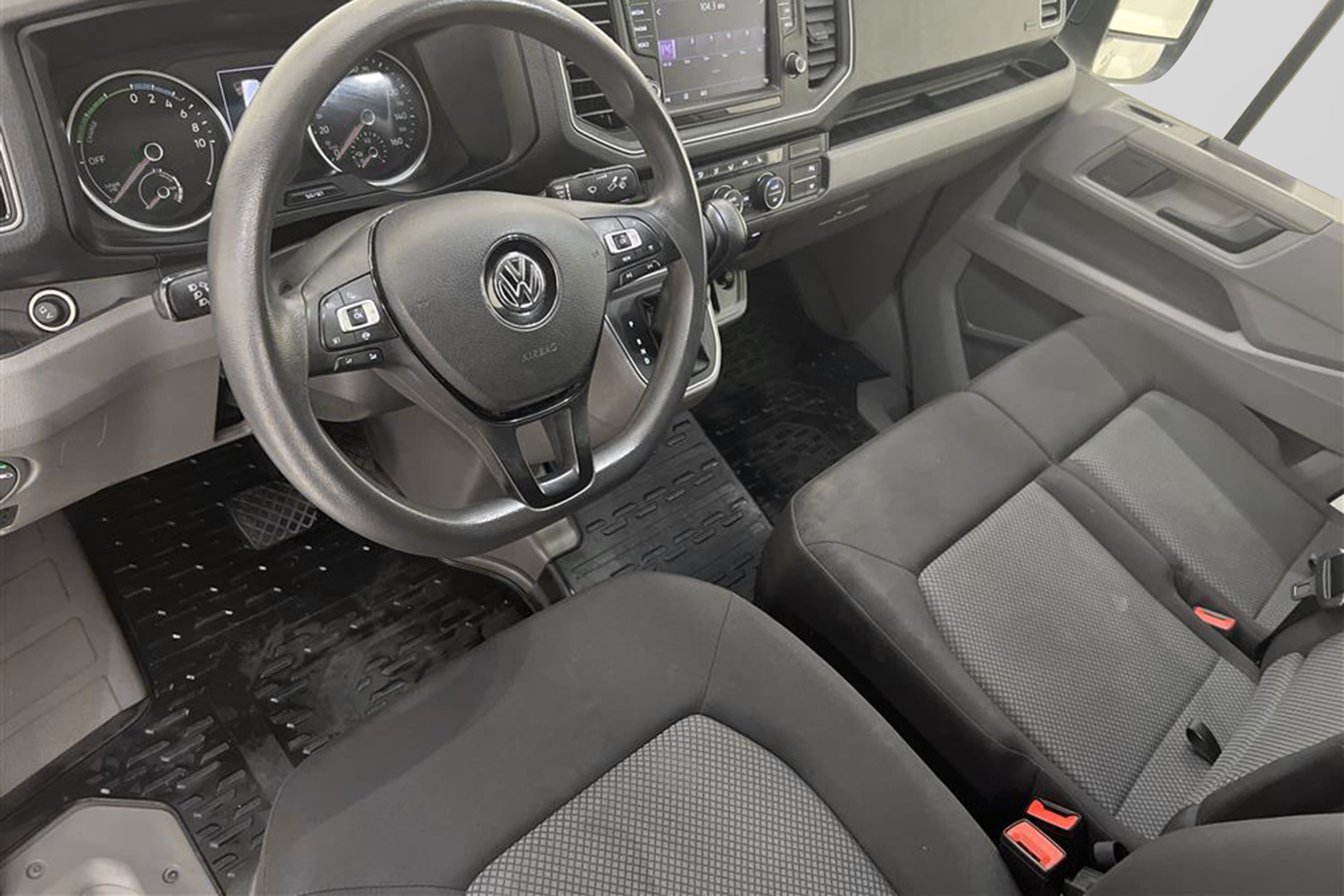 Volkswagen E-Crafter 35,8 kWh L2H2 Kamera 3-Sits Navi 1-Bruk