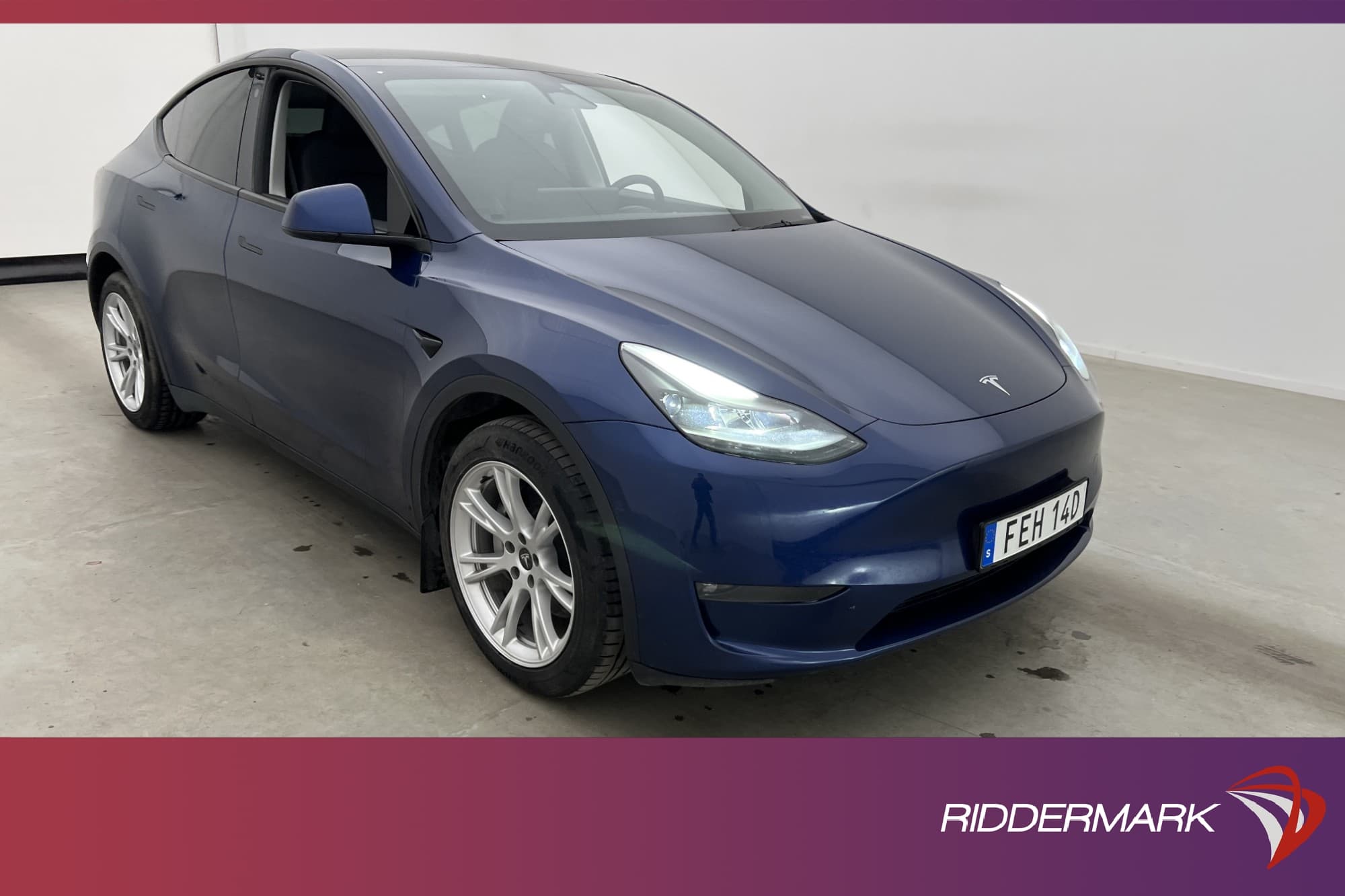 Tesla Model Y Long Range AWD Svensksåld Autopilot Drag