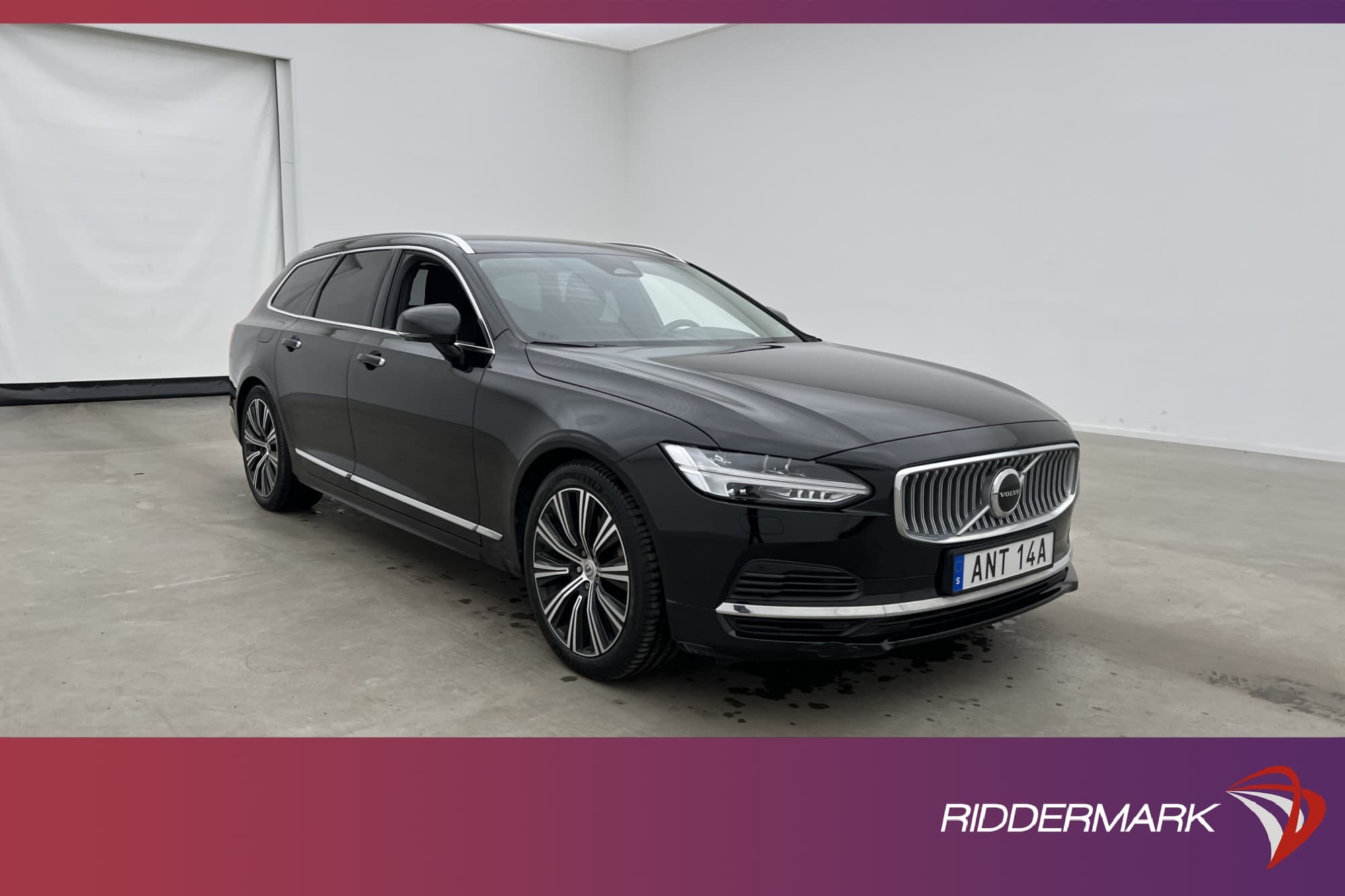 Volvo V90 Recharge T8 AWD