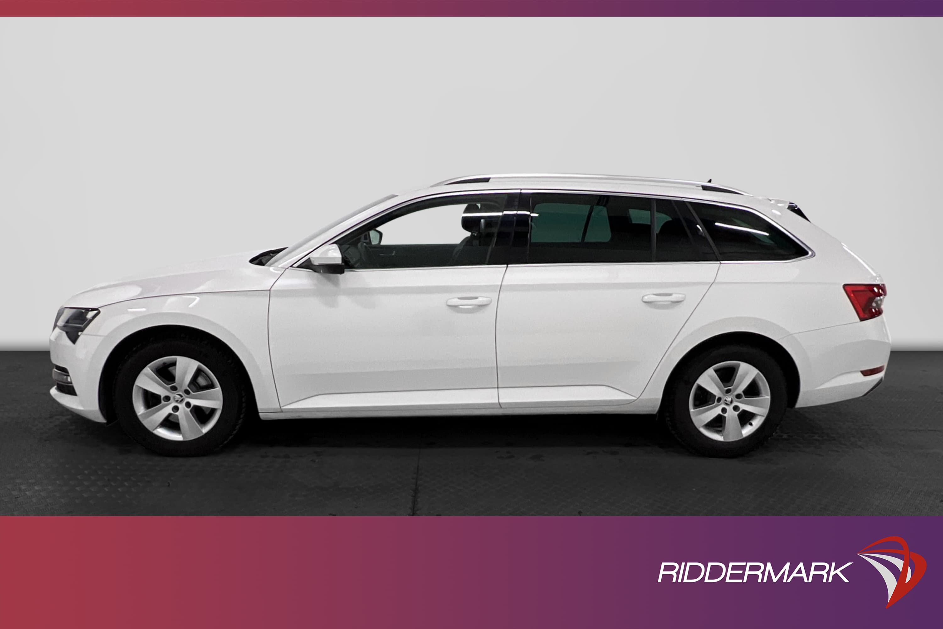Skoda Superb 1.5 TSI Business Cockpit Värmare Drag Kamera