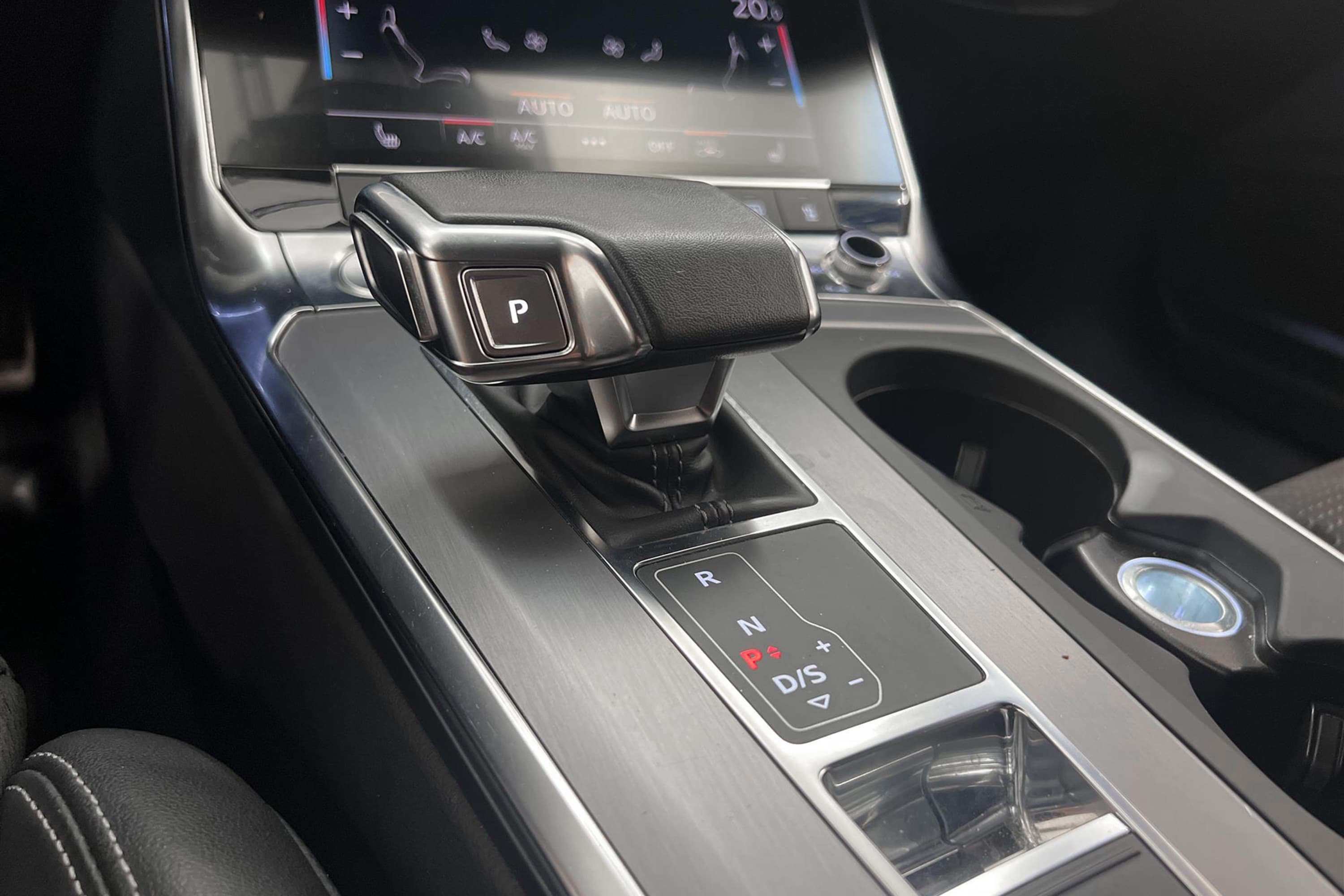 Audi A6 Avant 45 TDI Quattro 231hk S-Line D-värm Cockpit B&O