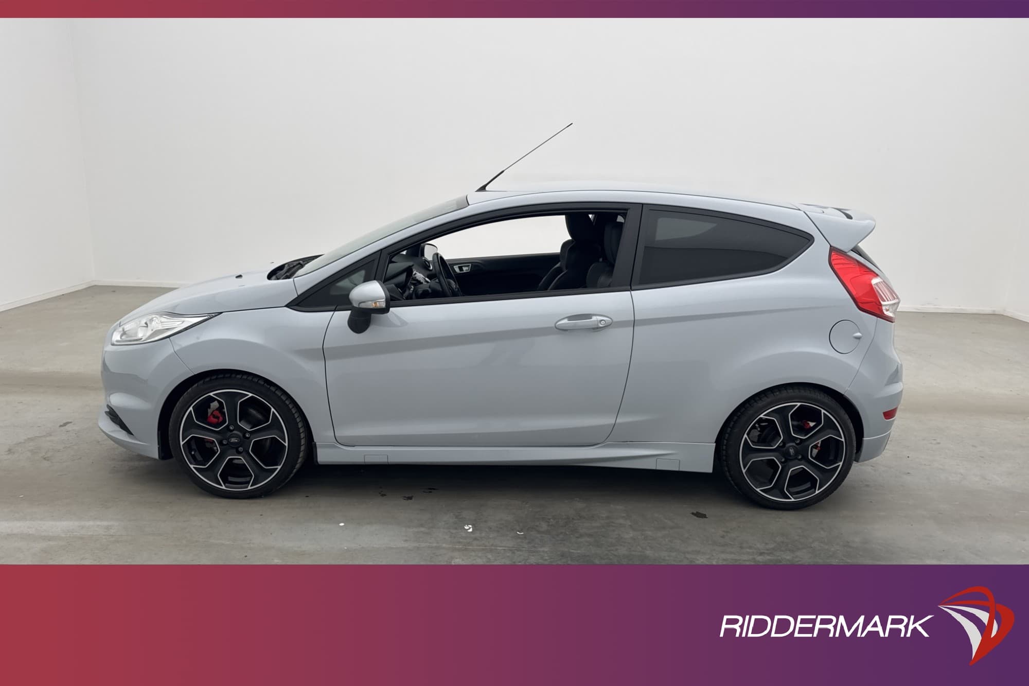 Ford Fiesta ST200 200hk Recaro Värmare Keyless Bluetooth