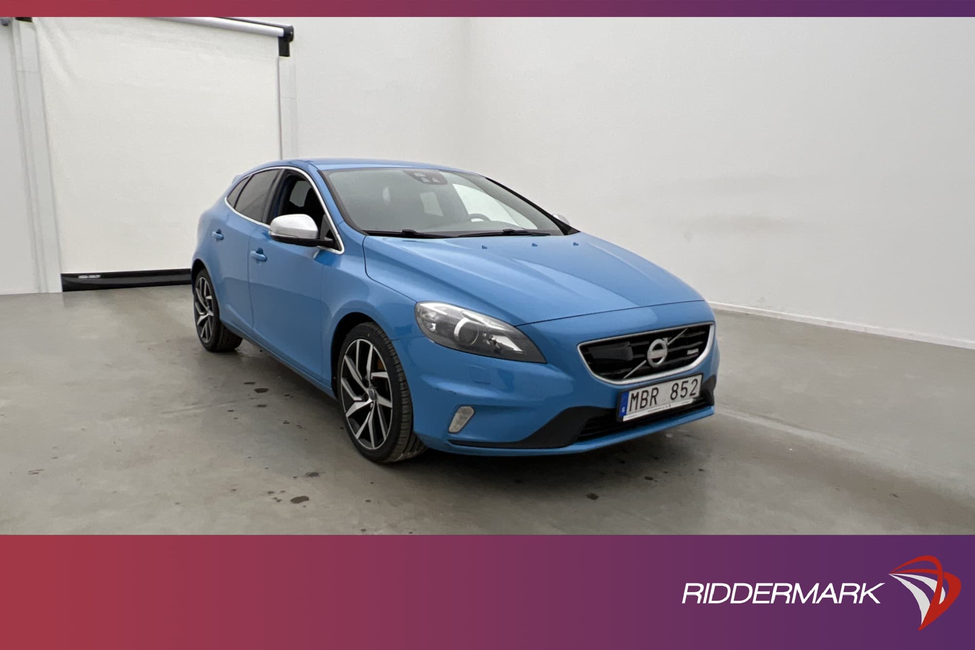 Volvo V40 T5 254hk