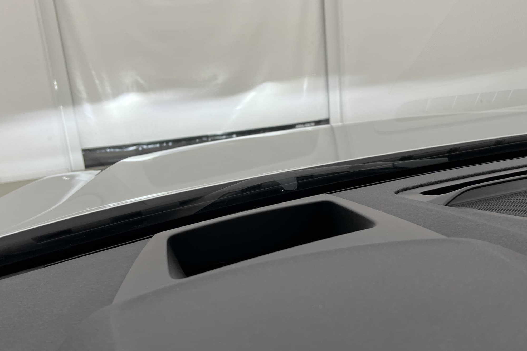 Volvo S90 D4 190hk Momentum VOC B&W Värm 360° HUD Navi Skinn