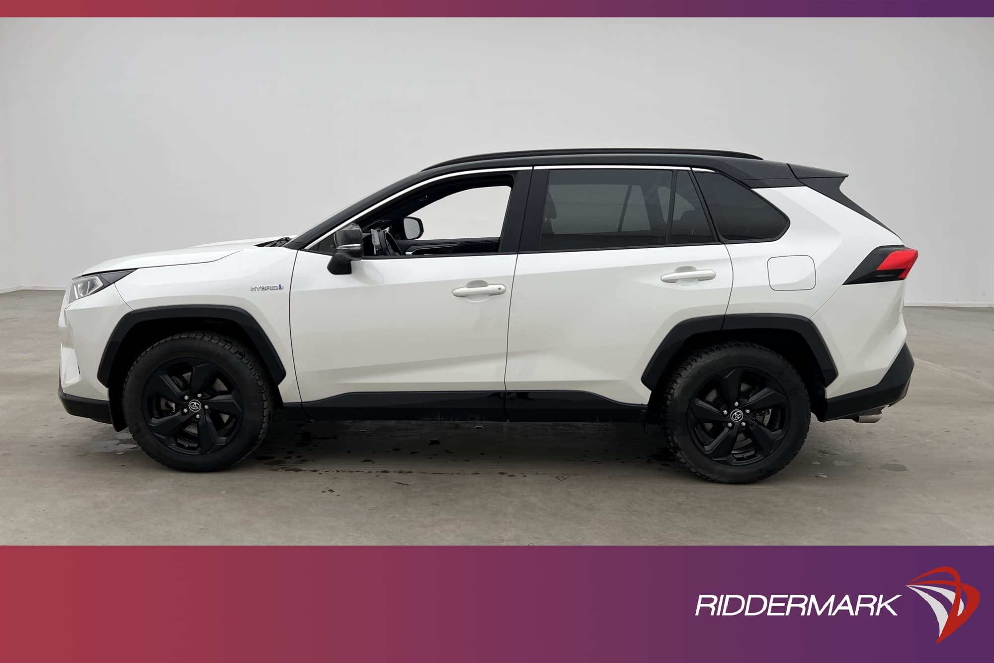 Toyota RAV4 Hybrid AWD 222hk