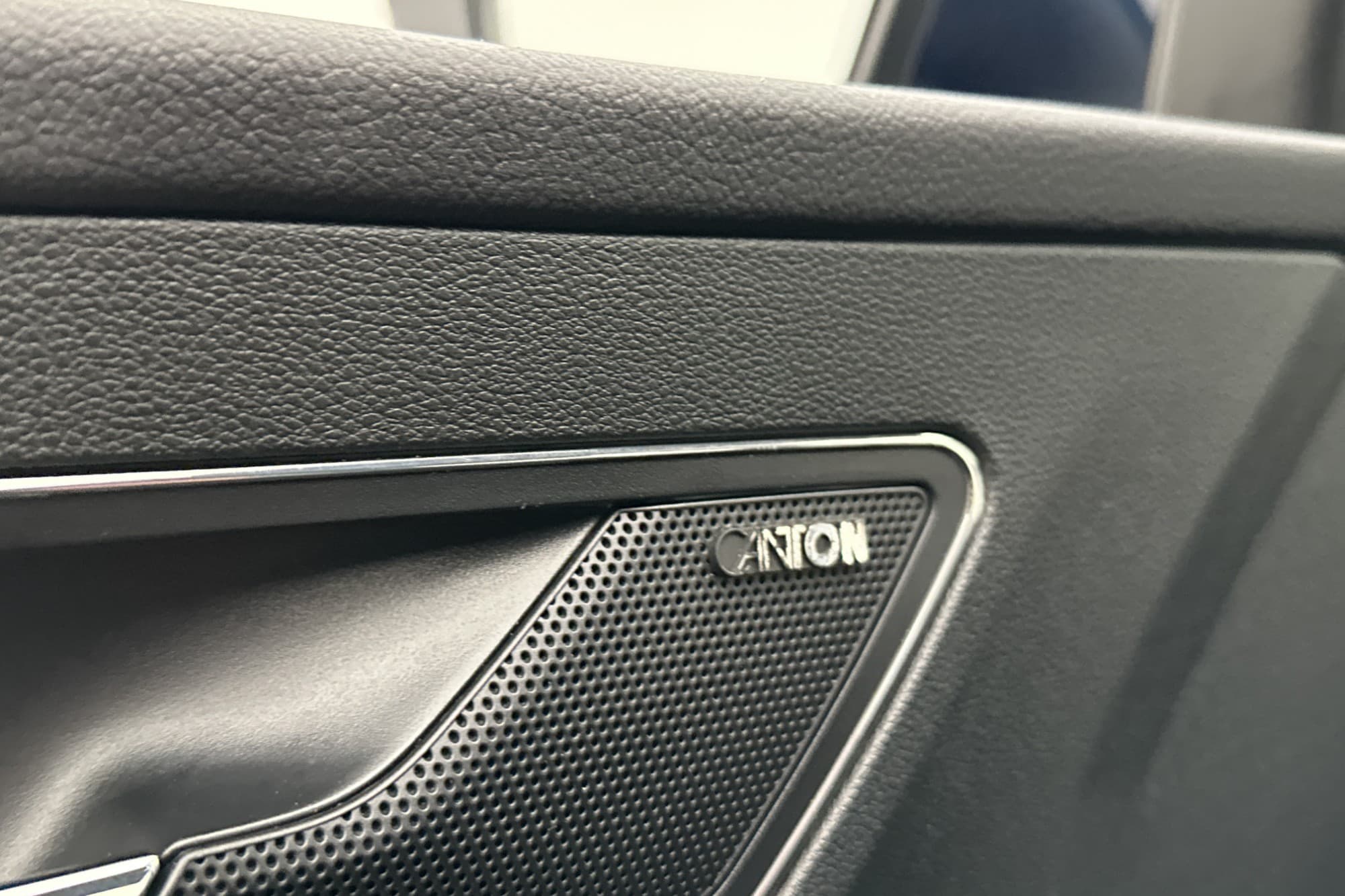 Škoda Karoq 2.0 TDI 4x4 150hk Navi Kamera Canton D-värm Drag