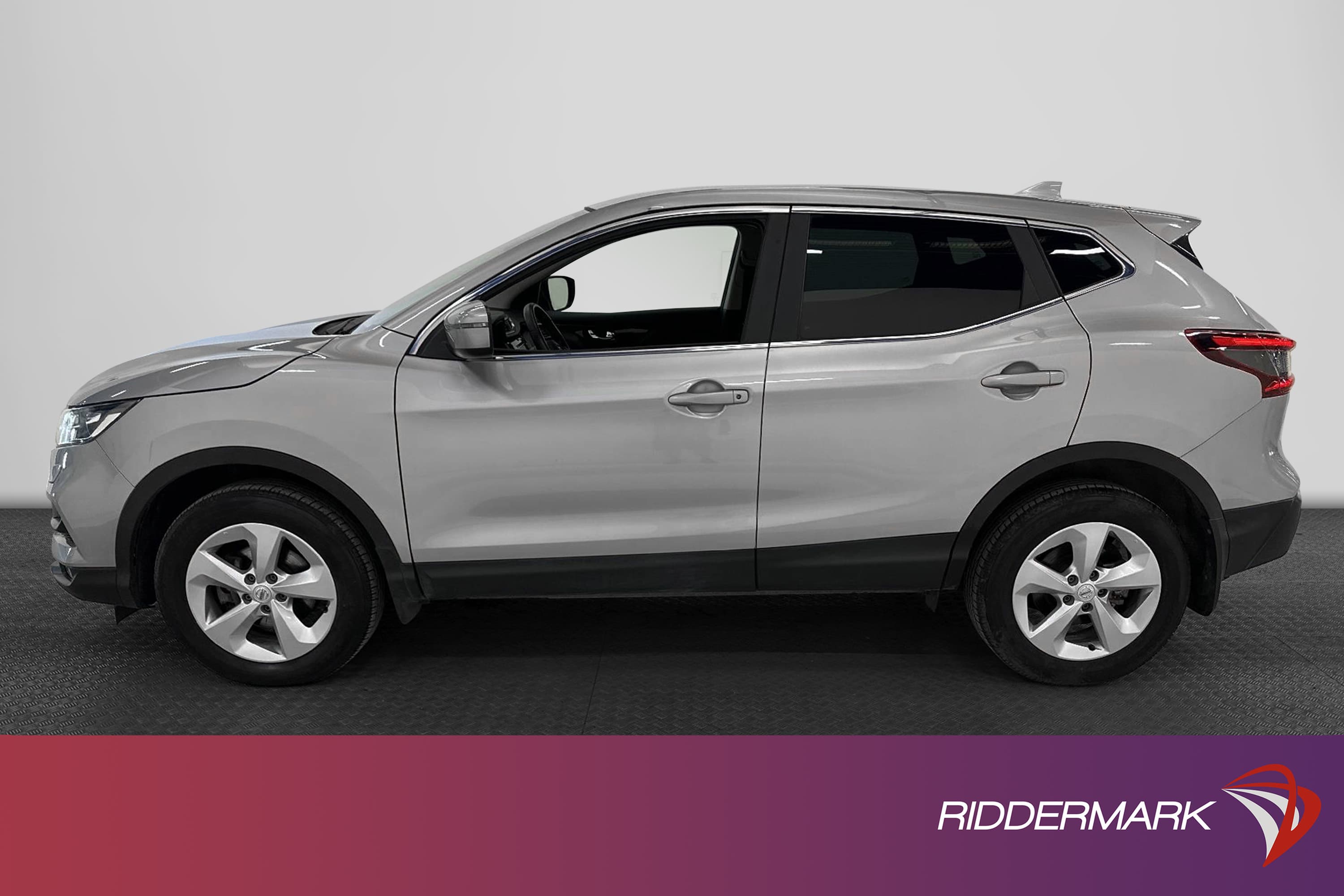 Nissan Qashqai 1.2 DIG-T 115hk Navi B-kamera 1 brukare